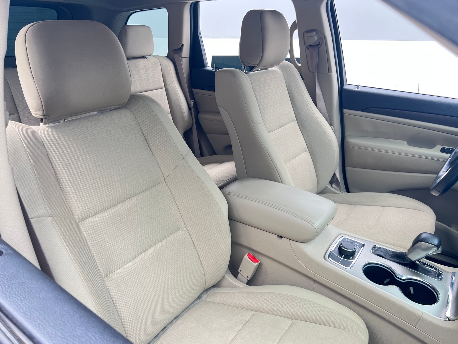 Thumbnail: 2017 Jeep Grand Cherokee - 2