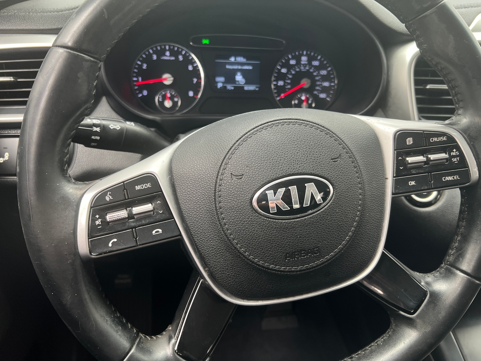 Thumbnail: 2020 Kia Sorento - 5