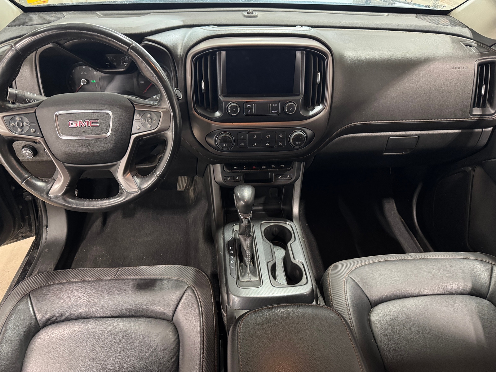 Thumbnail: 2022 GMC Canyon - 3
