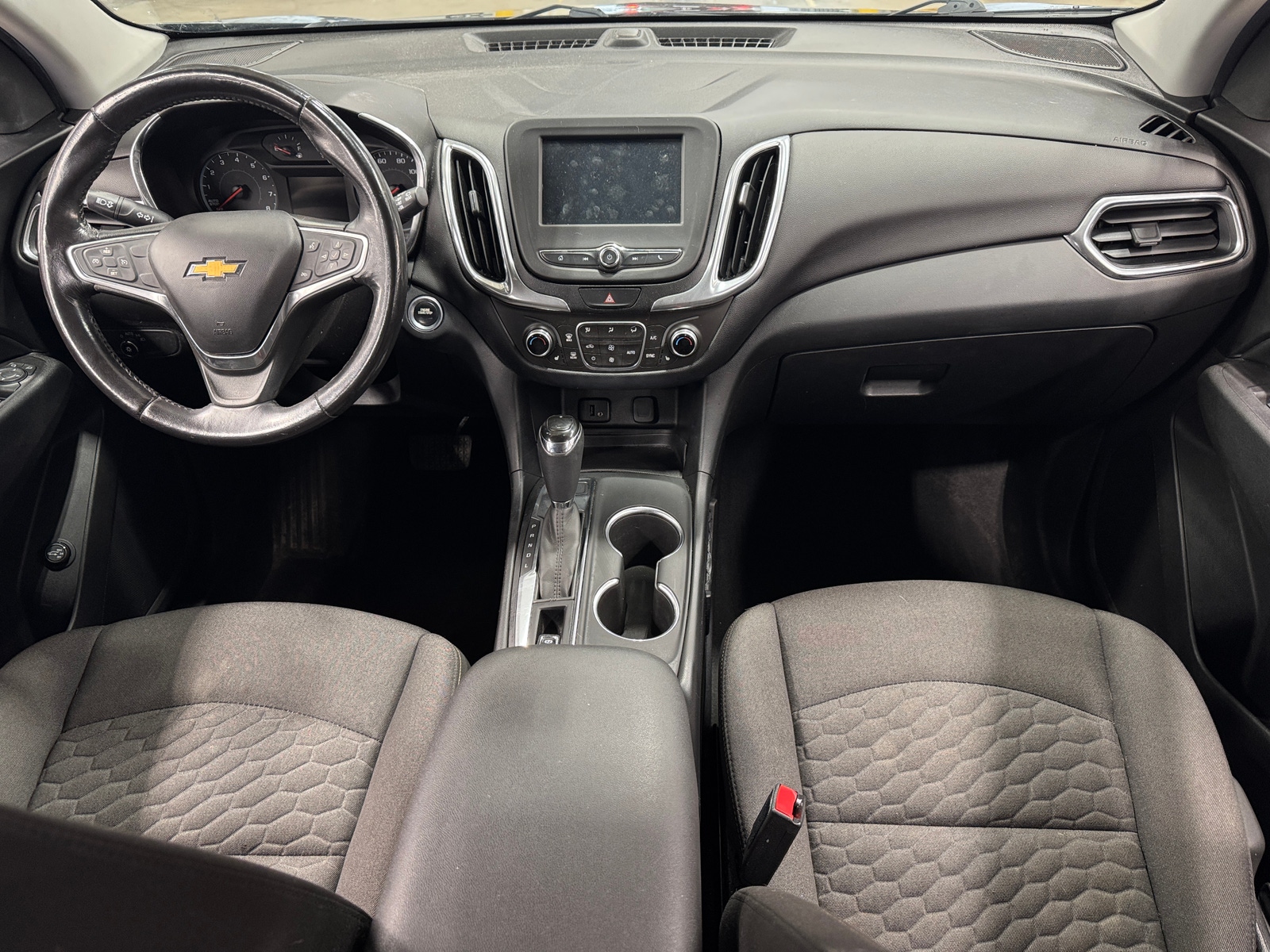 Thumbnail: 2018 Chevrolet Equinox - 3