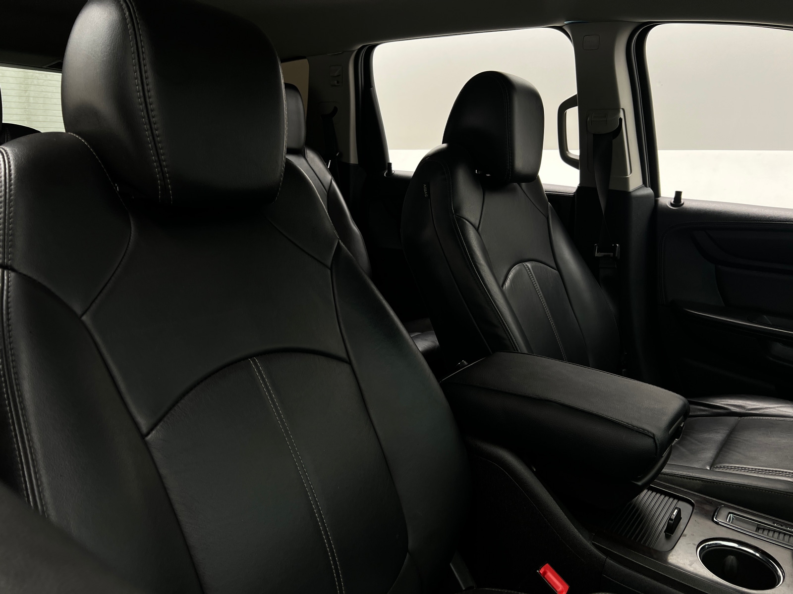 Thumbnail: 2017 Chevrolet Traverse - 2