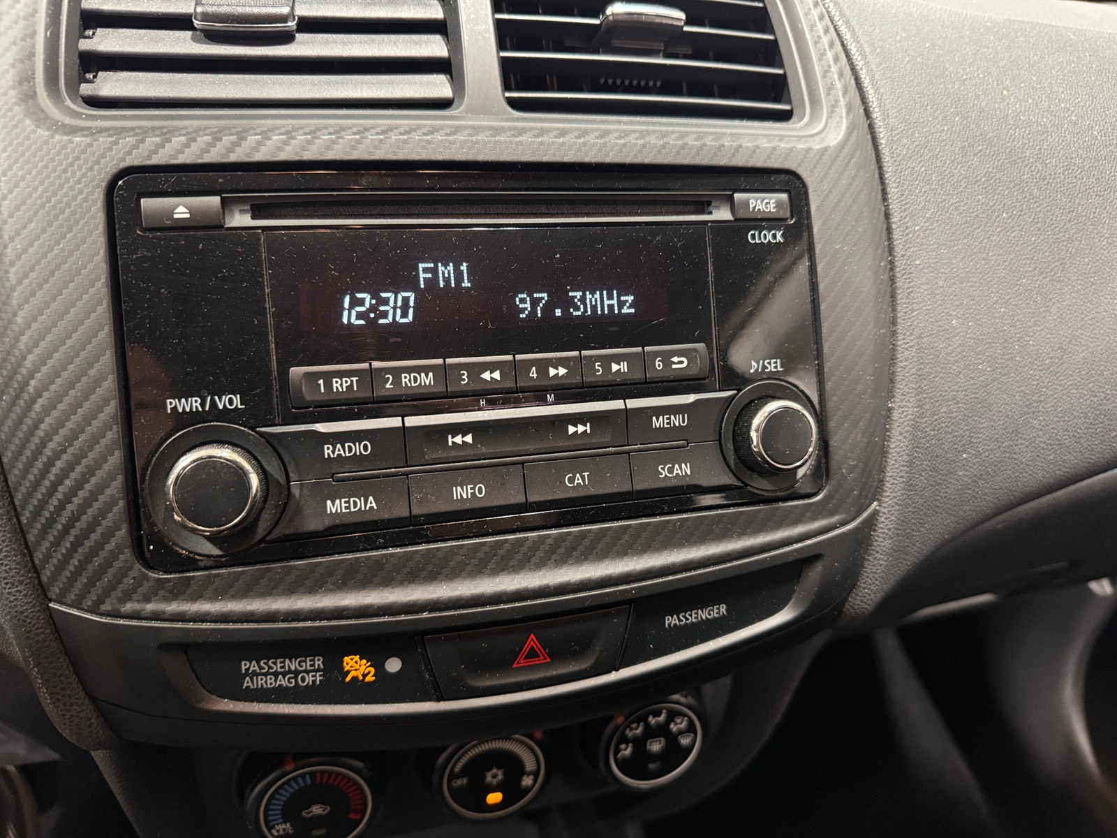 Thumbnail: 2016 Mitsubishi Outlander Sport - 4