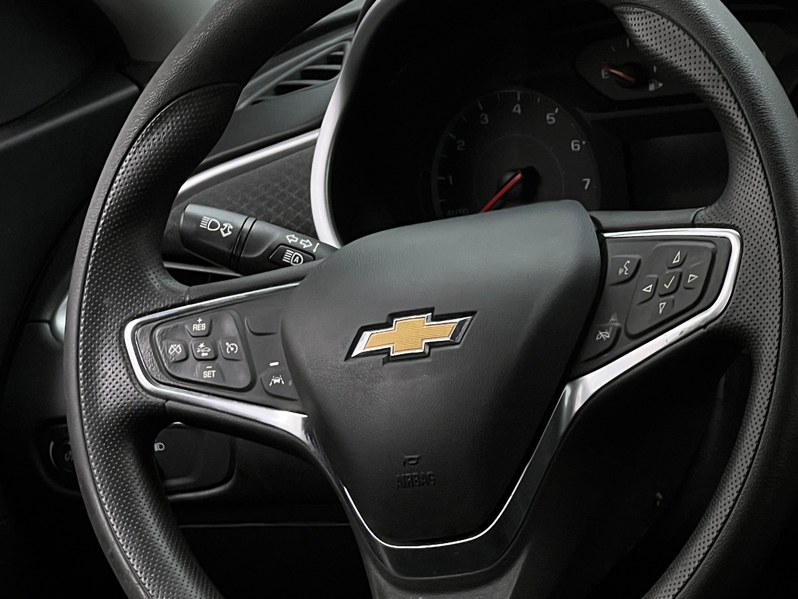 Thumbnail: 2023 Chevrolet Malibu - 5