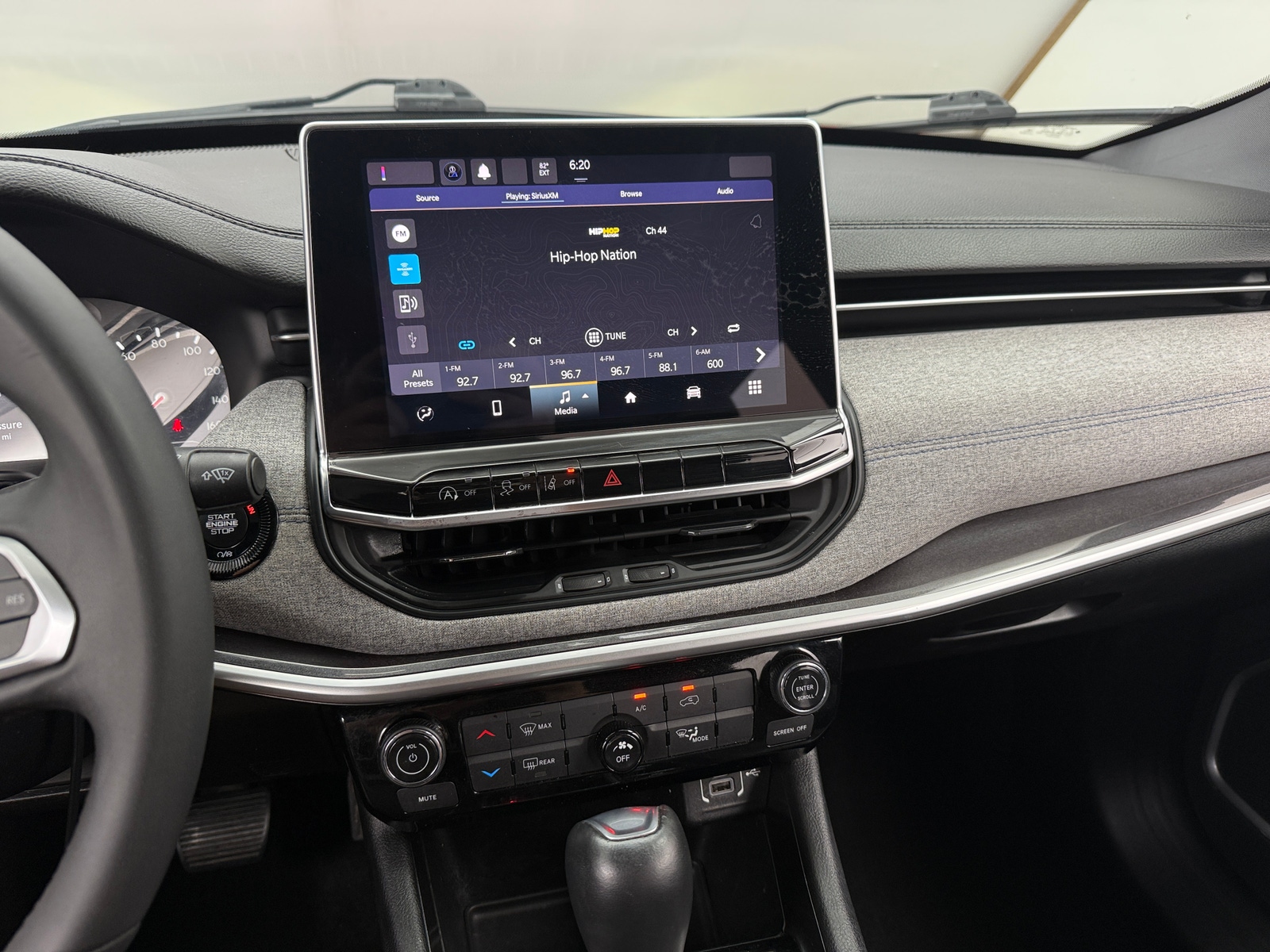 Thumbnail: 2023 Jeep Compass - 4
