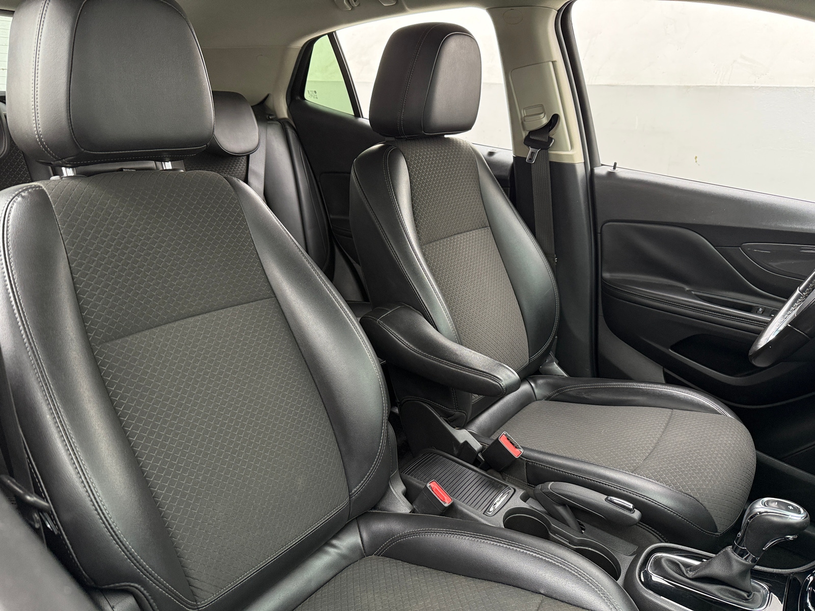 Thumbnail: 2019 Buick Encore - 2