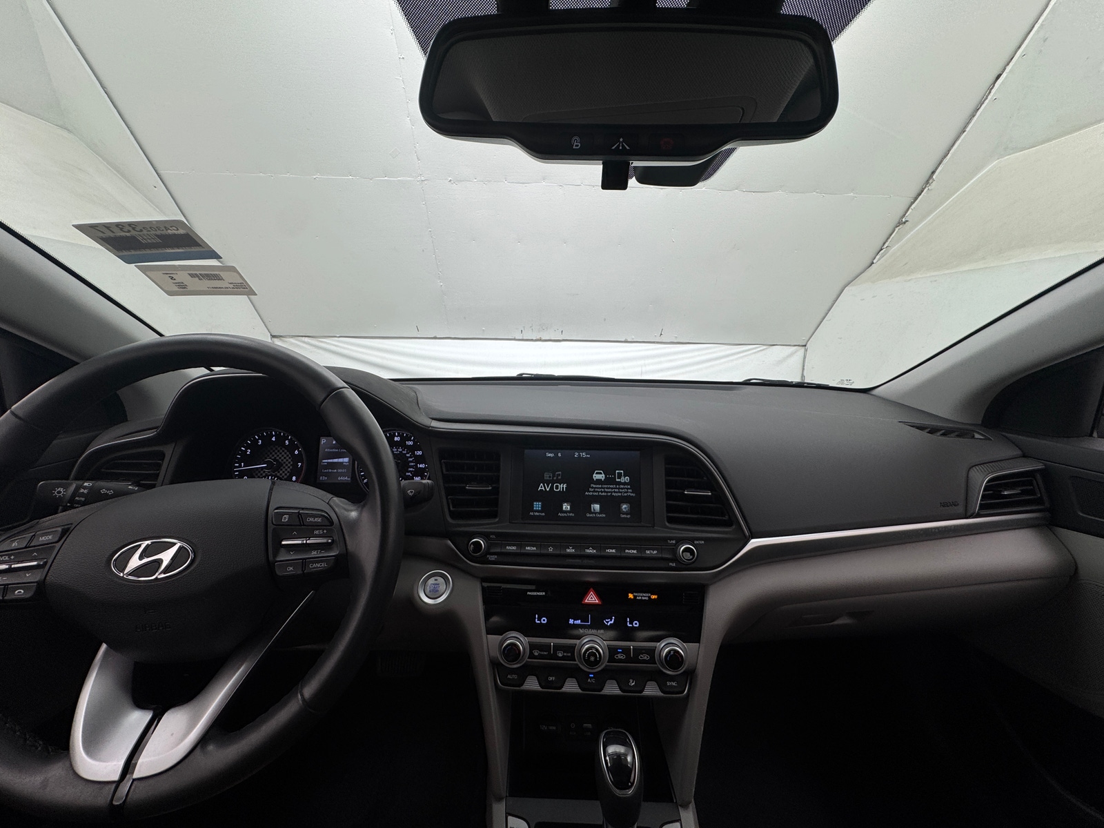 Thumbnail: 2020 Hyundai Elantra - 3