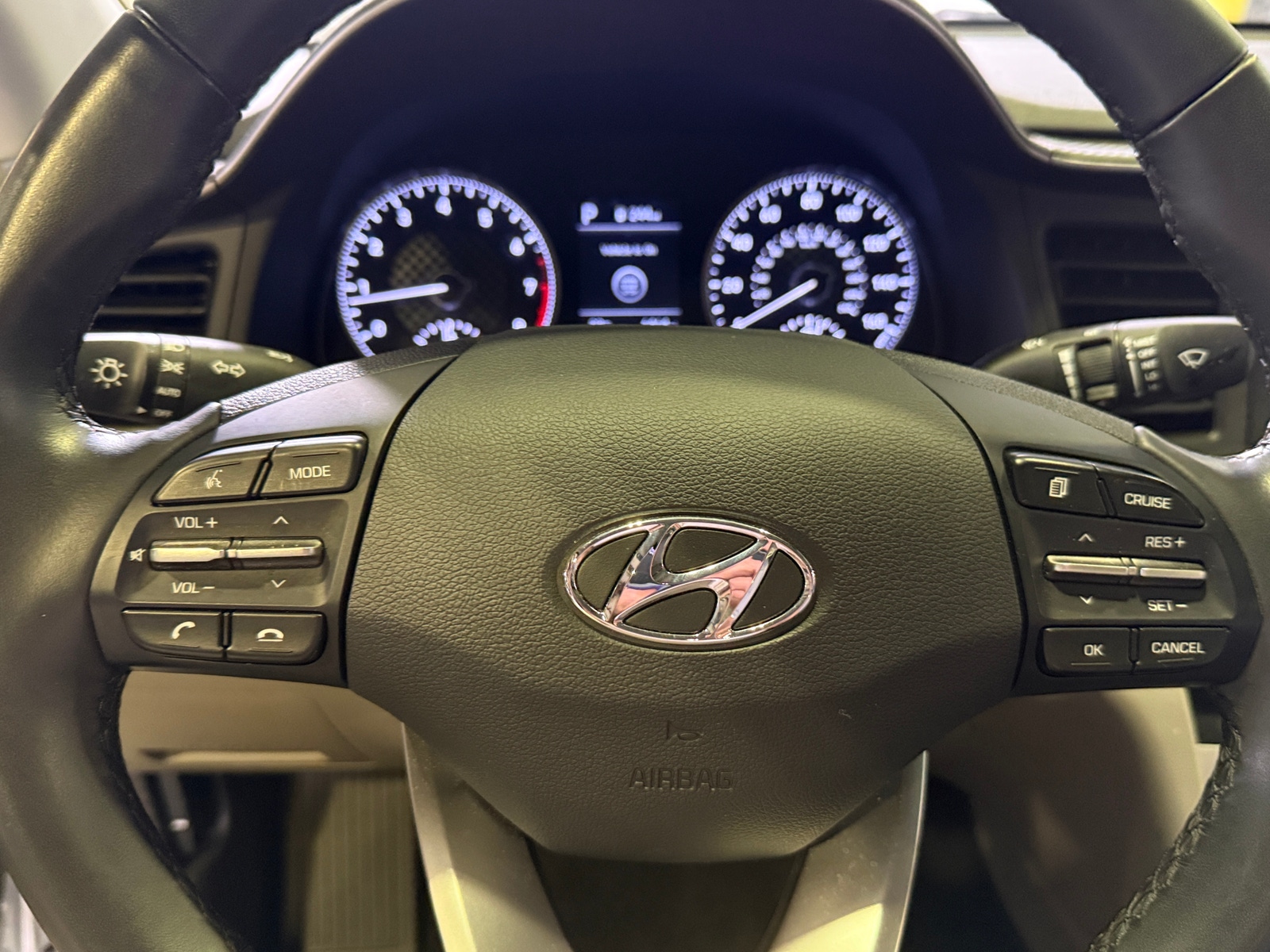 Thumbnail: 2020 Hyundai Elantra - 5