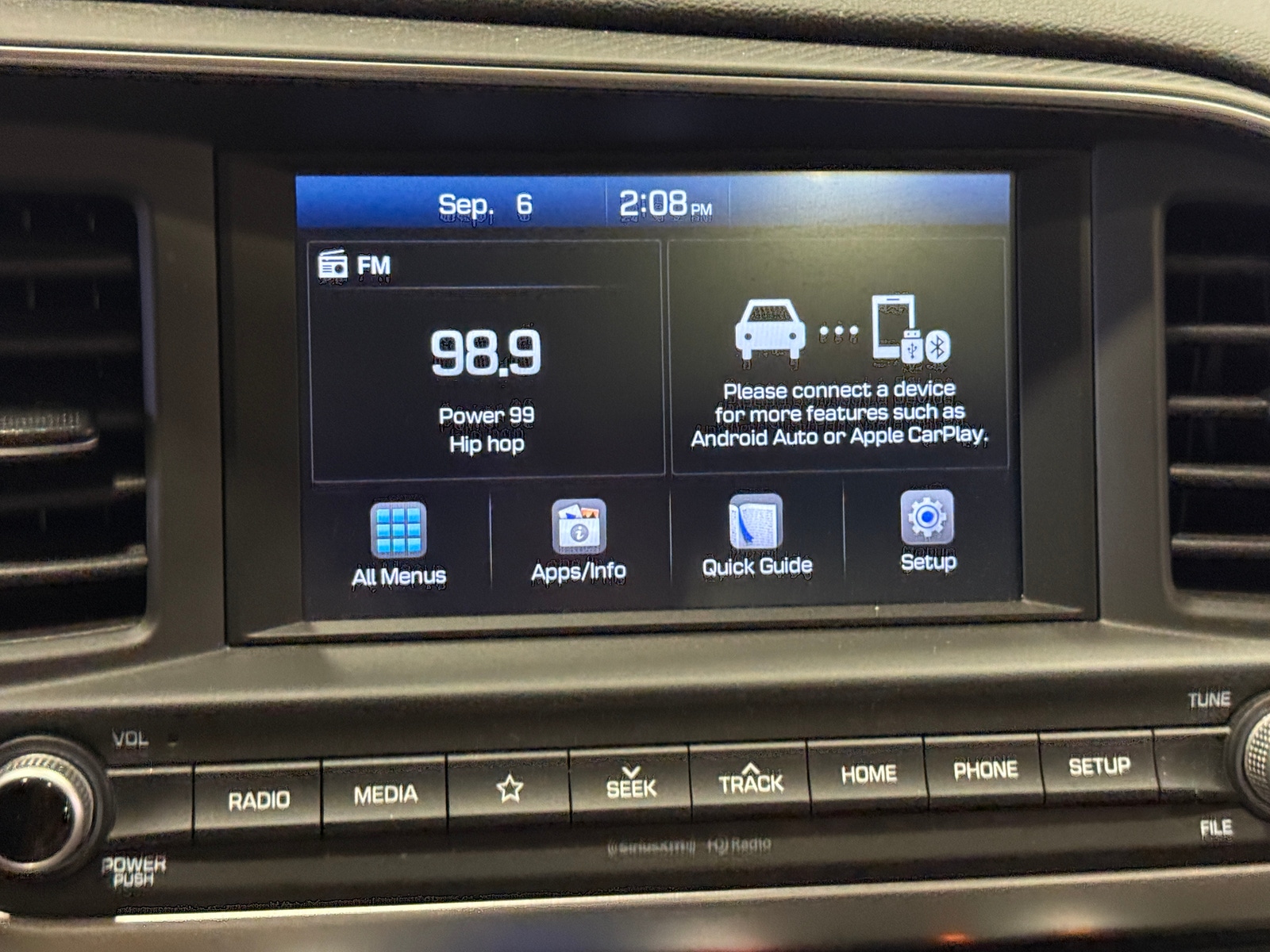 Thumbnail: 2020 Hyundai Elantra - 4