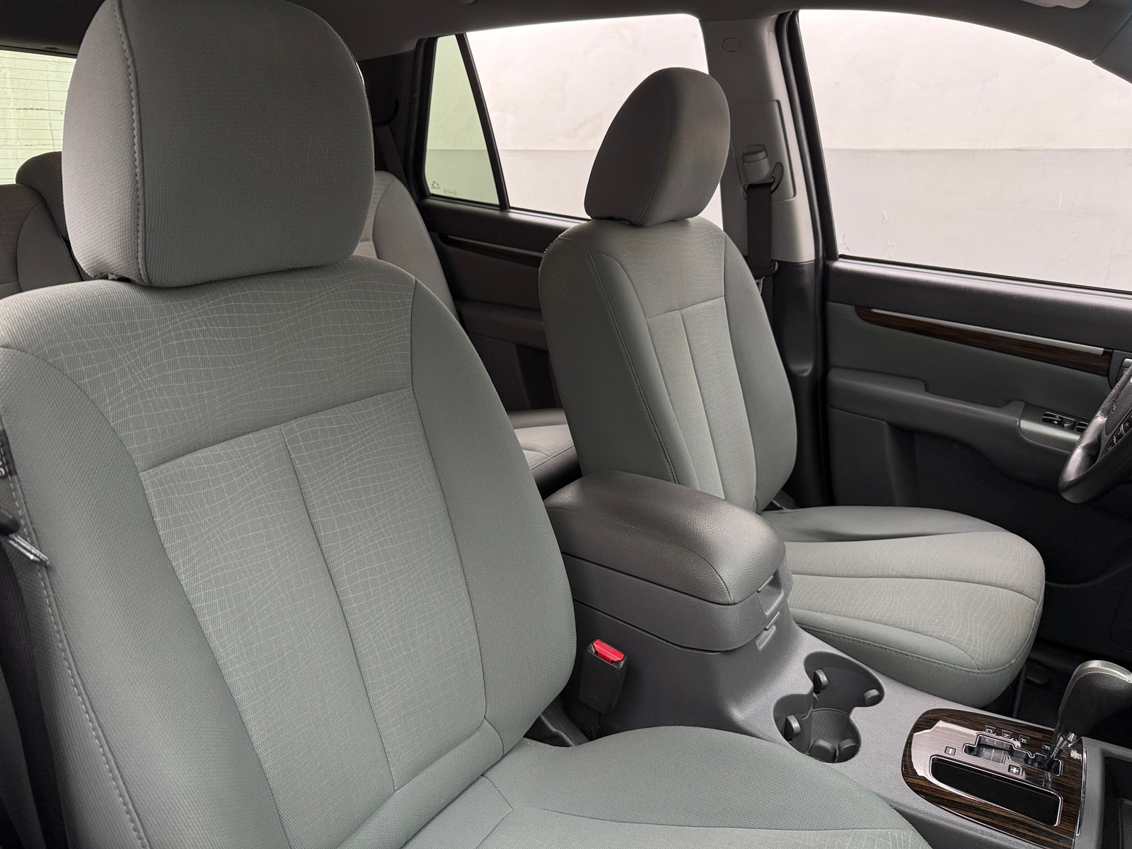 Thumbnail: 2012 Hyundai Santa Fe - 2
