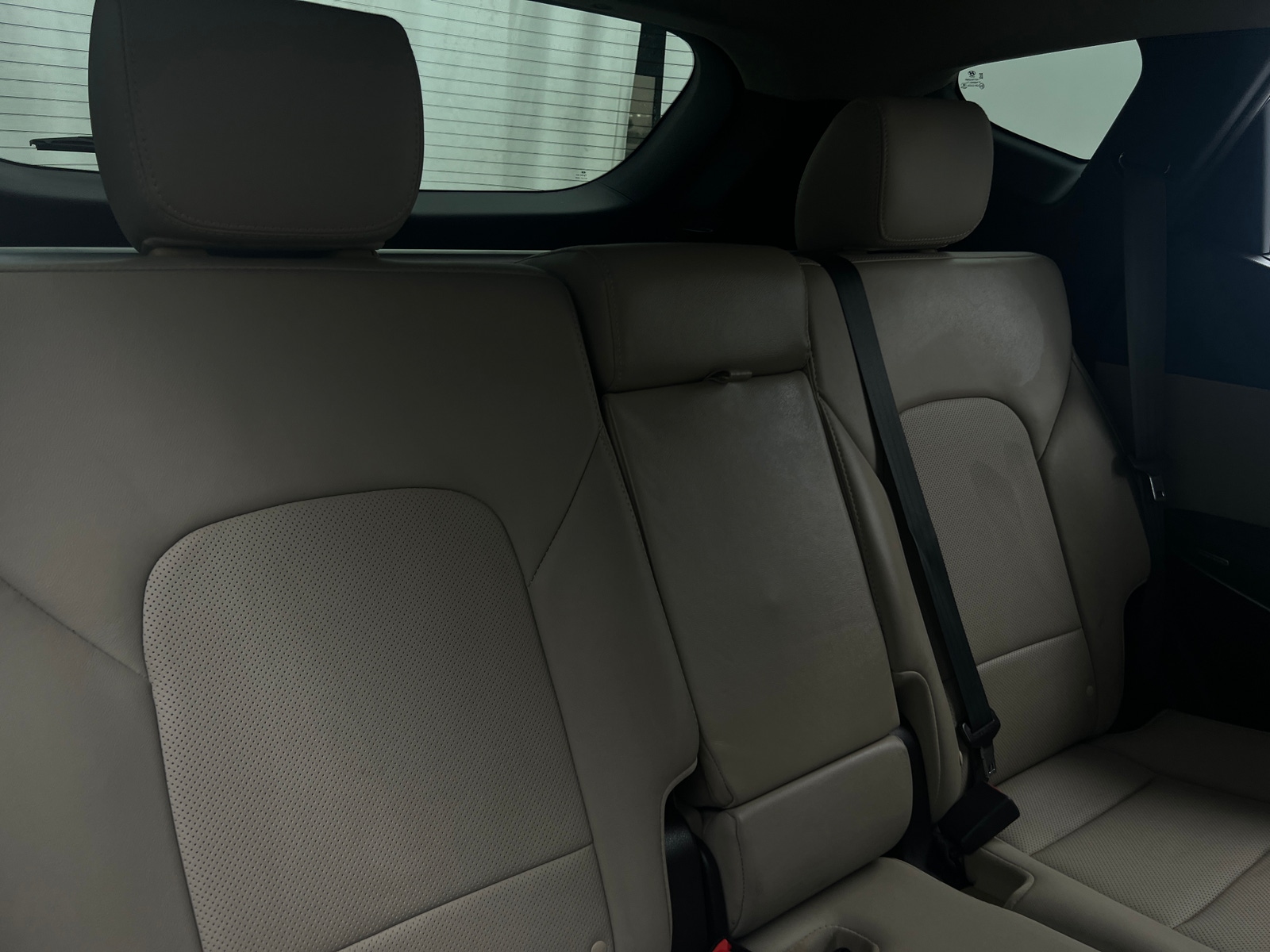 Thumbnail: 2017 Hyundai Santa Fe - 5
