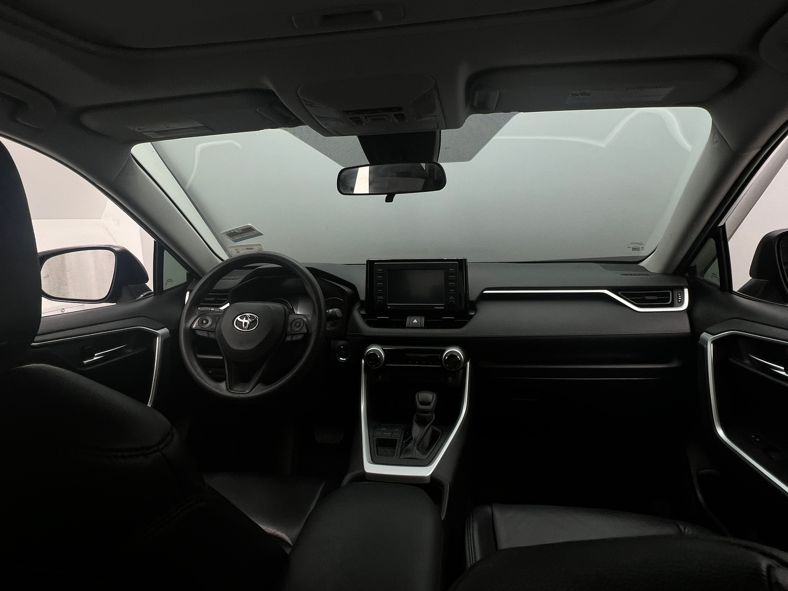 Thumbnail: 2021 Toyota RAV4 - 3