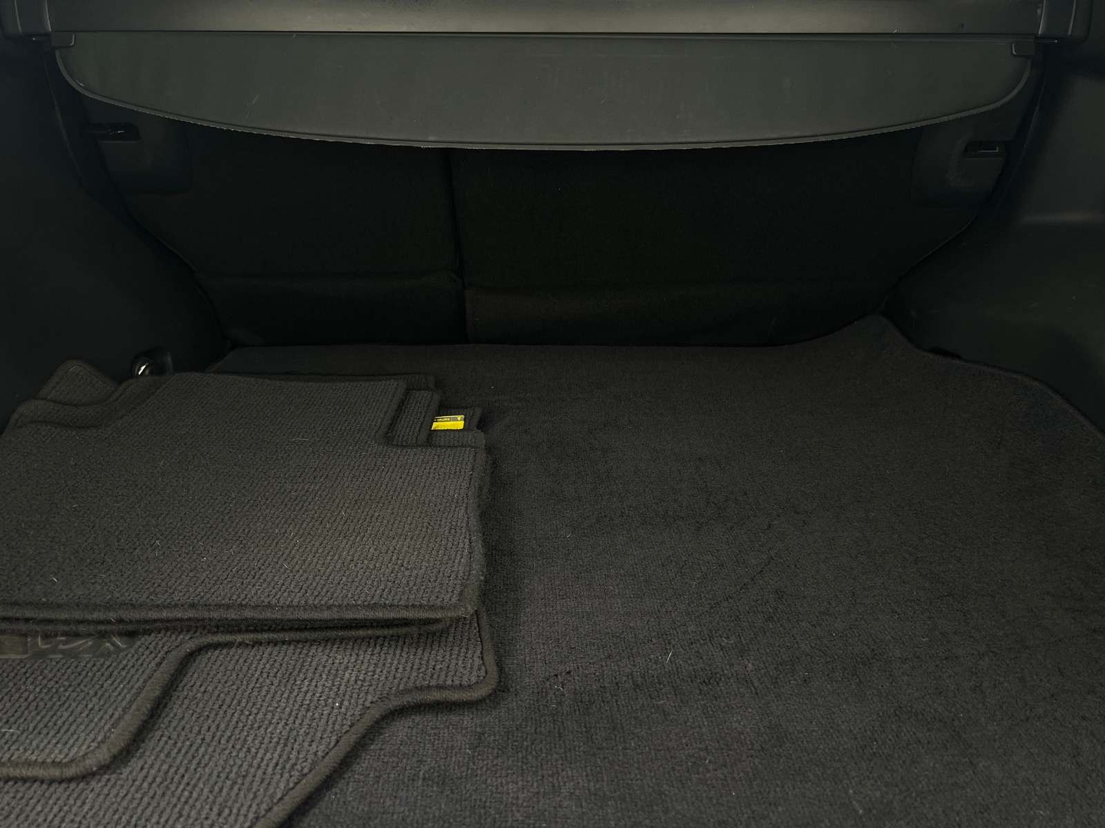 Thumbnail: 2021 Toyota RAV4 - 7