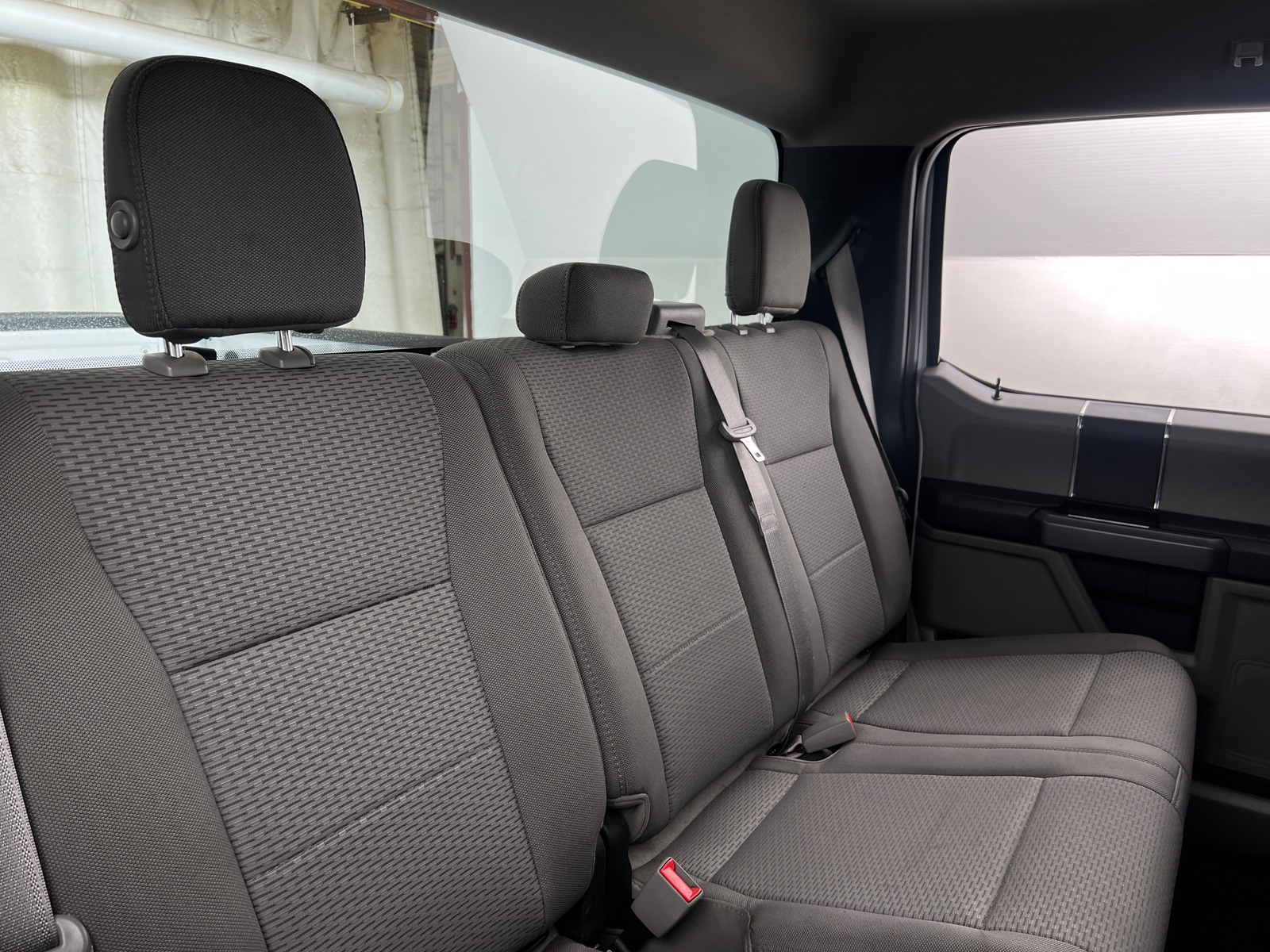 Thumbnail: 2018 Ford Econoline - 6