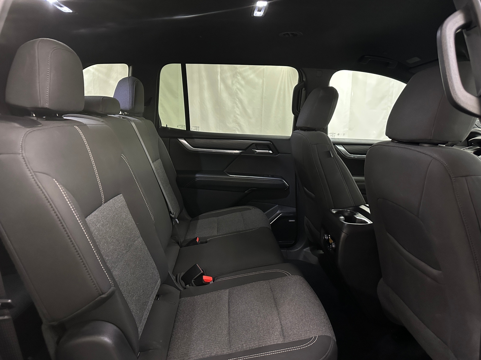 Thumbnail: 2025 GMC Acadia - 6