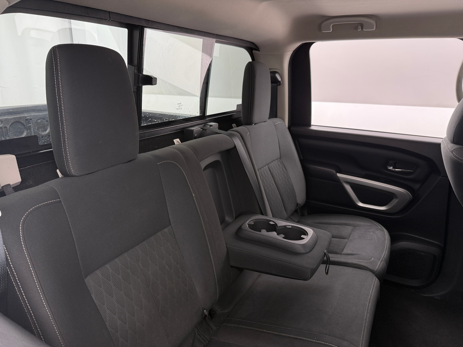 Thumbnail: 2018 Nissan Titan - 6