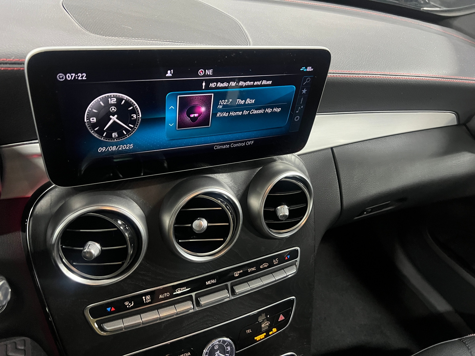 Thumbnail: 2020 Mercedes-Benz C-Class - 3