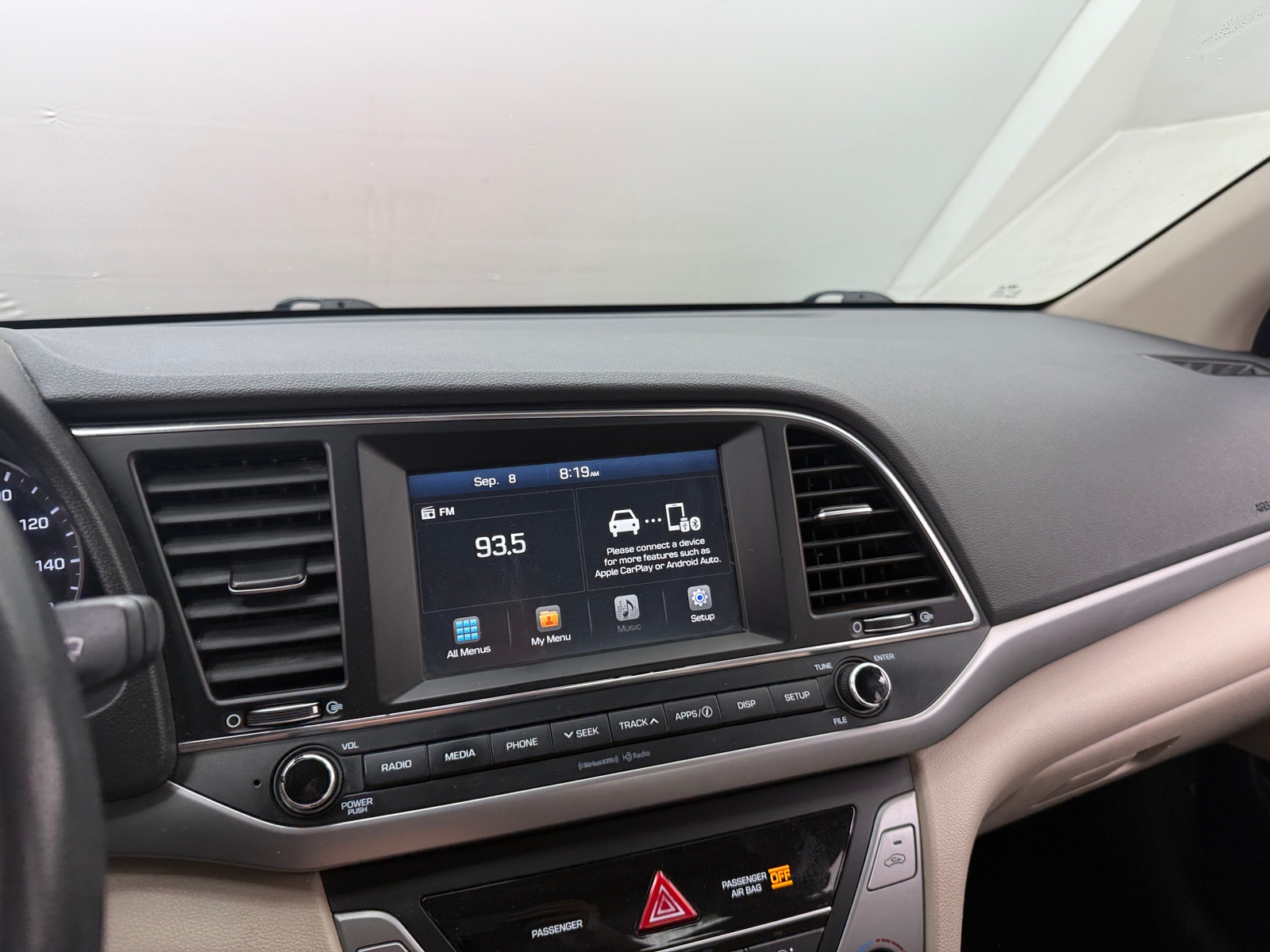 Thumbnail: 2017 Hyundai Elantra - 4