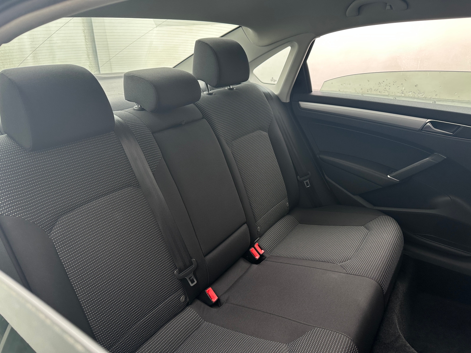 Thumbnail: 2018 Volkswagen Passat - 6