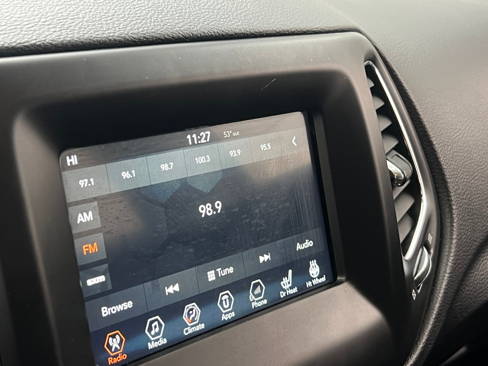 Thumbnail: 2018 Jeep Compass - 4