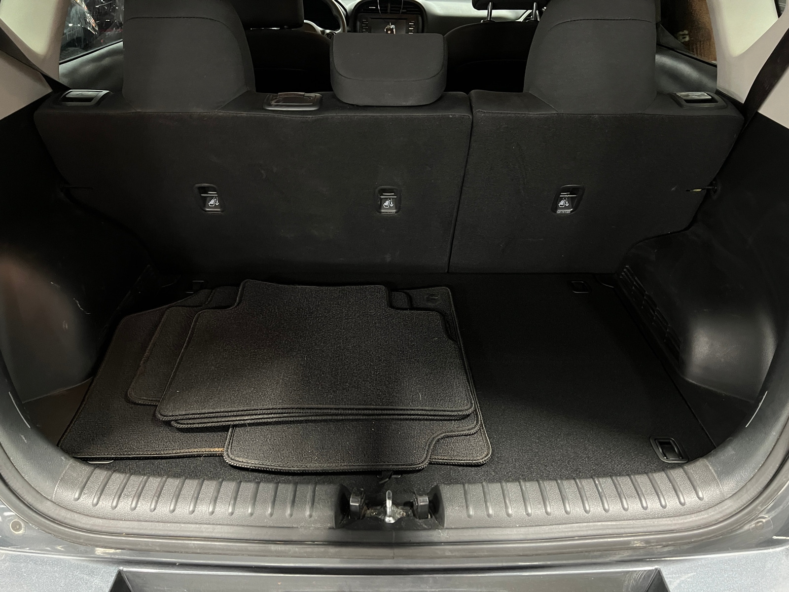 Thumbnail: 2021 Kia Soul - 7