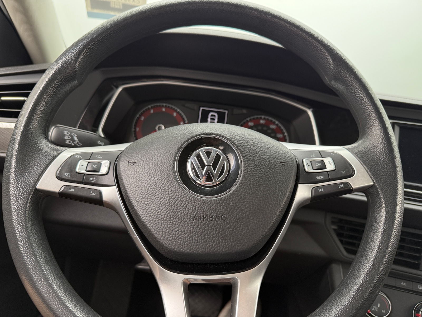 Thumbnail: 2019 Volkswagen Jetta - 5