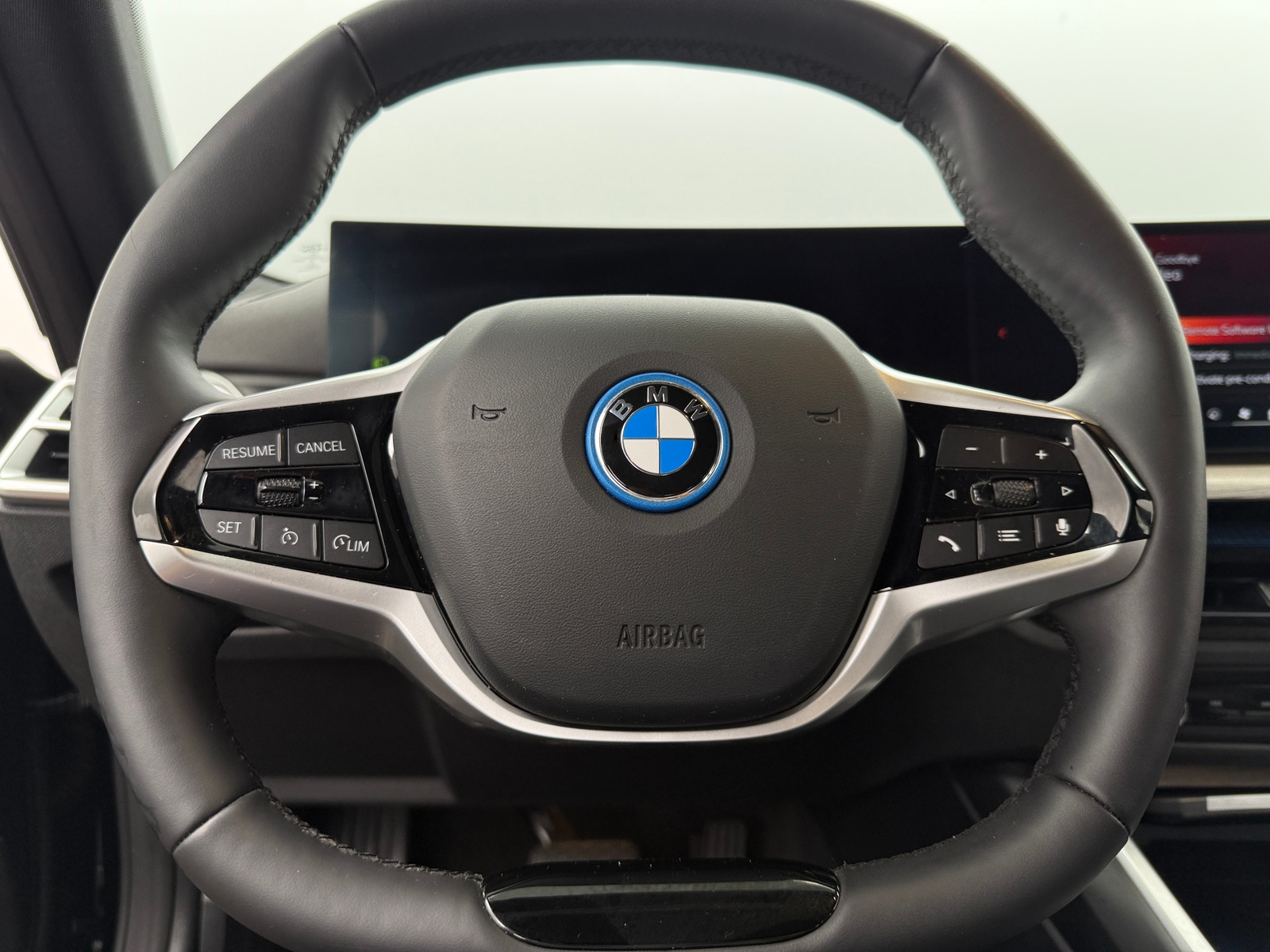 Thumbnail: 2025 BMW i4 - 3