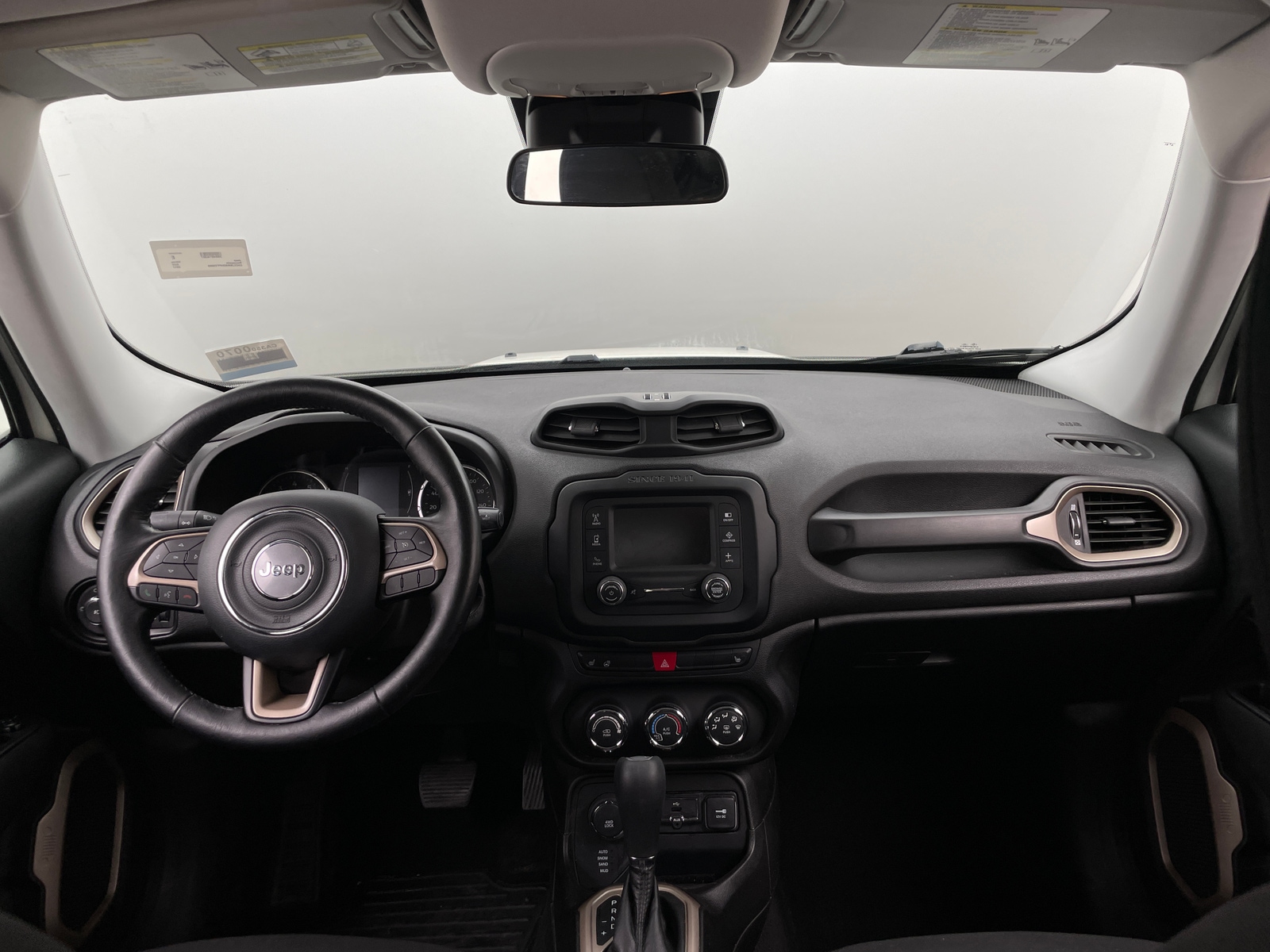 Thumbnail: 2017 Jeep Renegade - 3