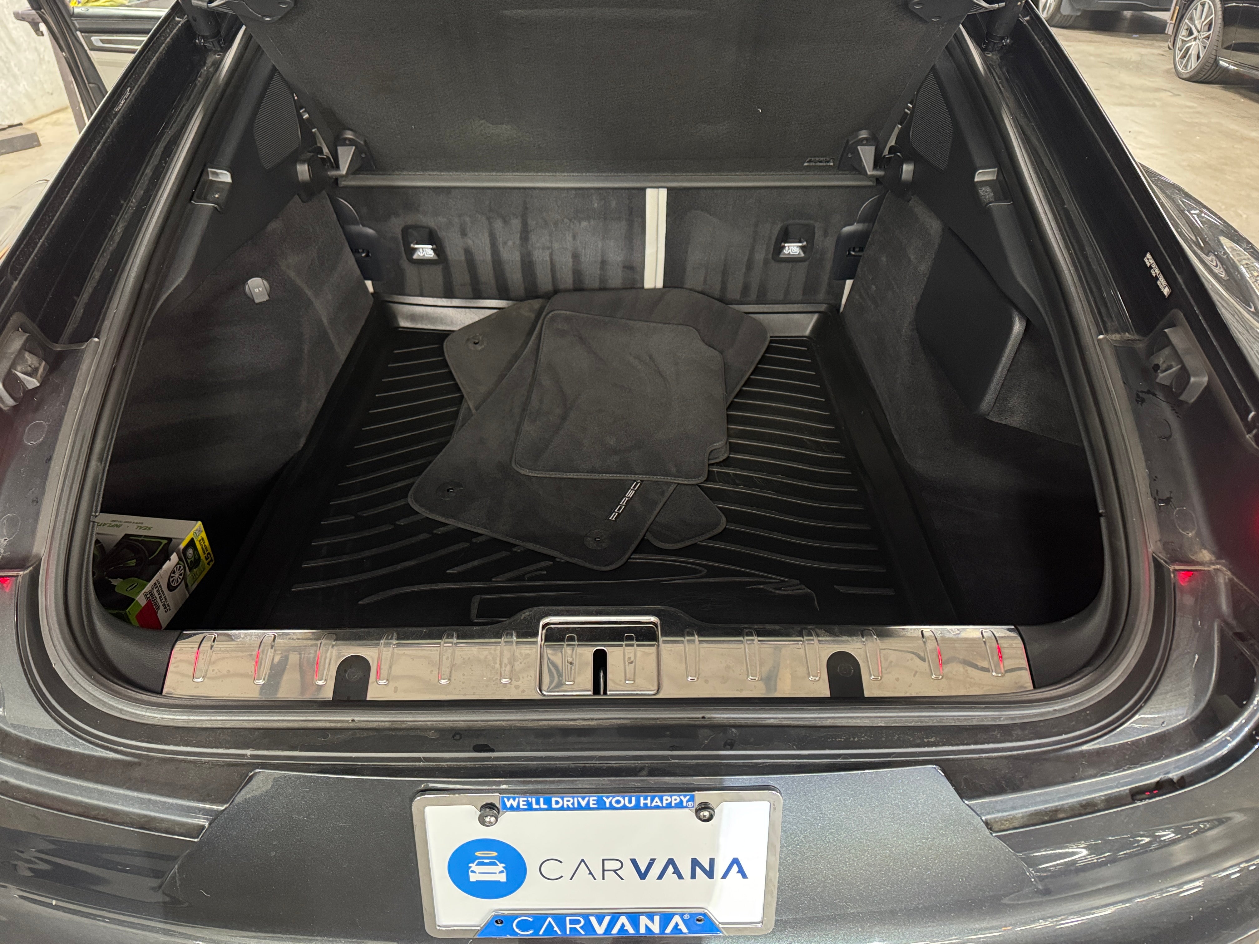 Thumbnail: 2017 Porsche Panamera - 6