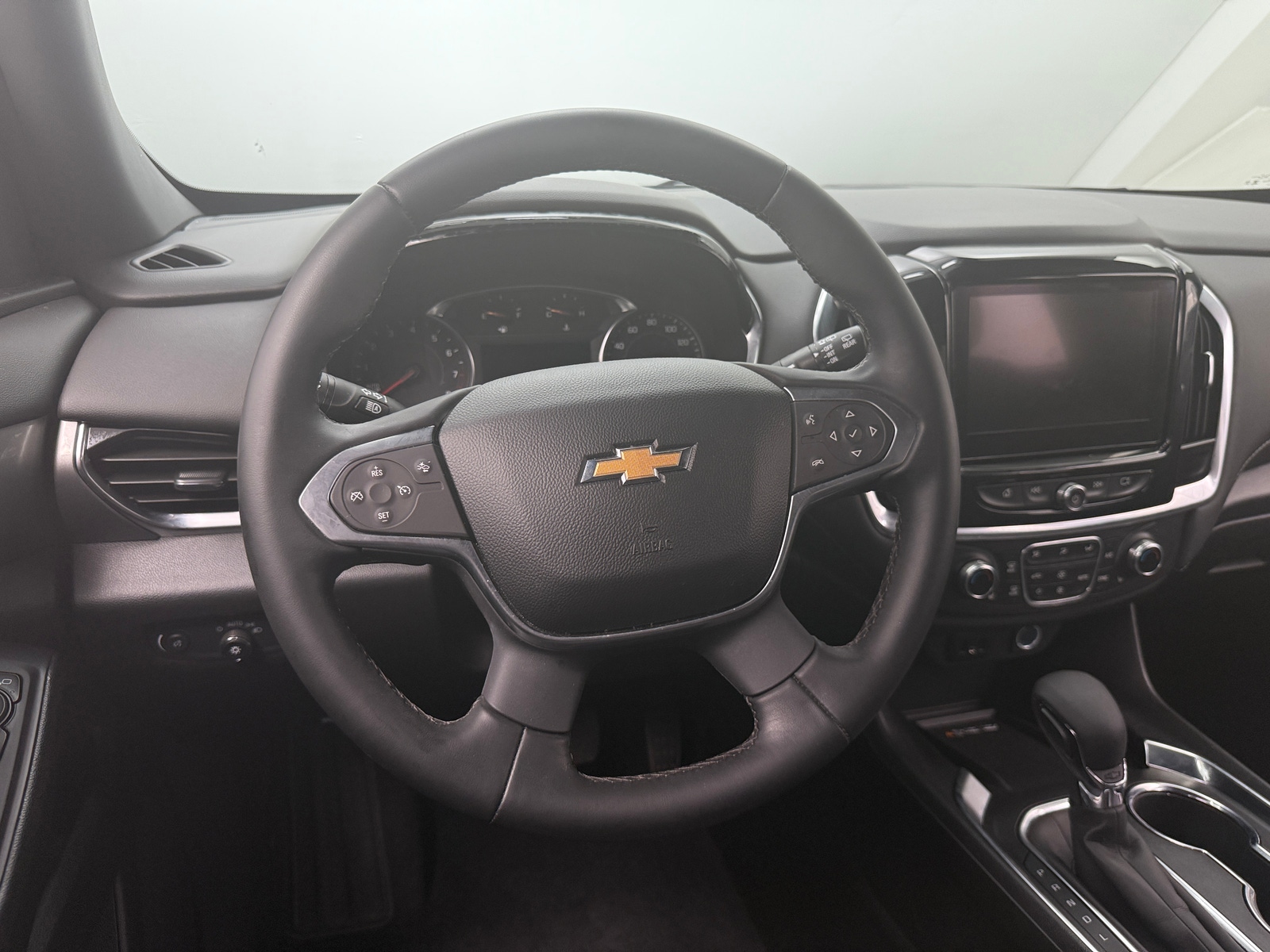 Thumbnail: 2023 Chevrolet Traverse - 5