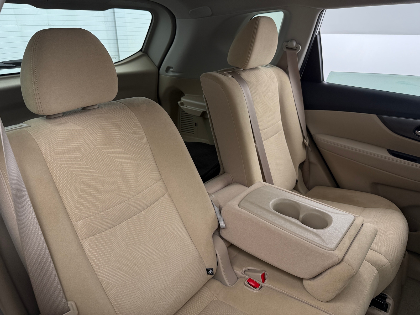 Thumbnail: 2015 Nissan Rogue - 6