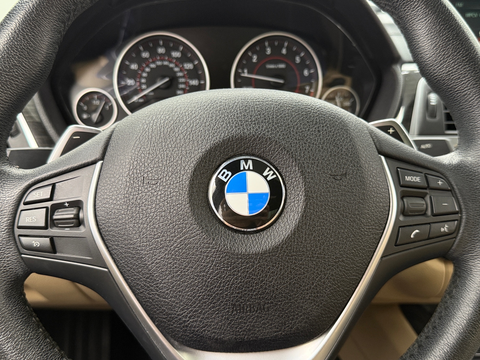 Thumbnail: 2018 BMW 3 Series - 4