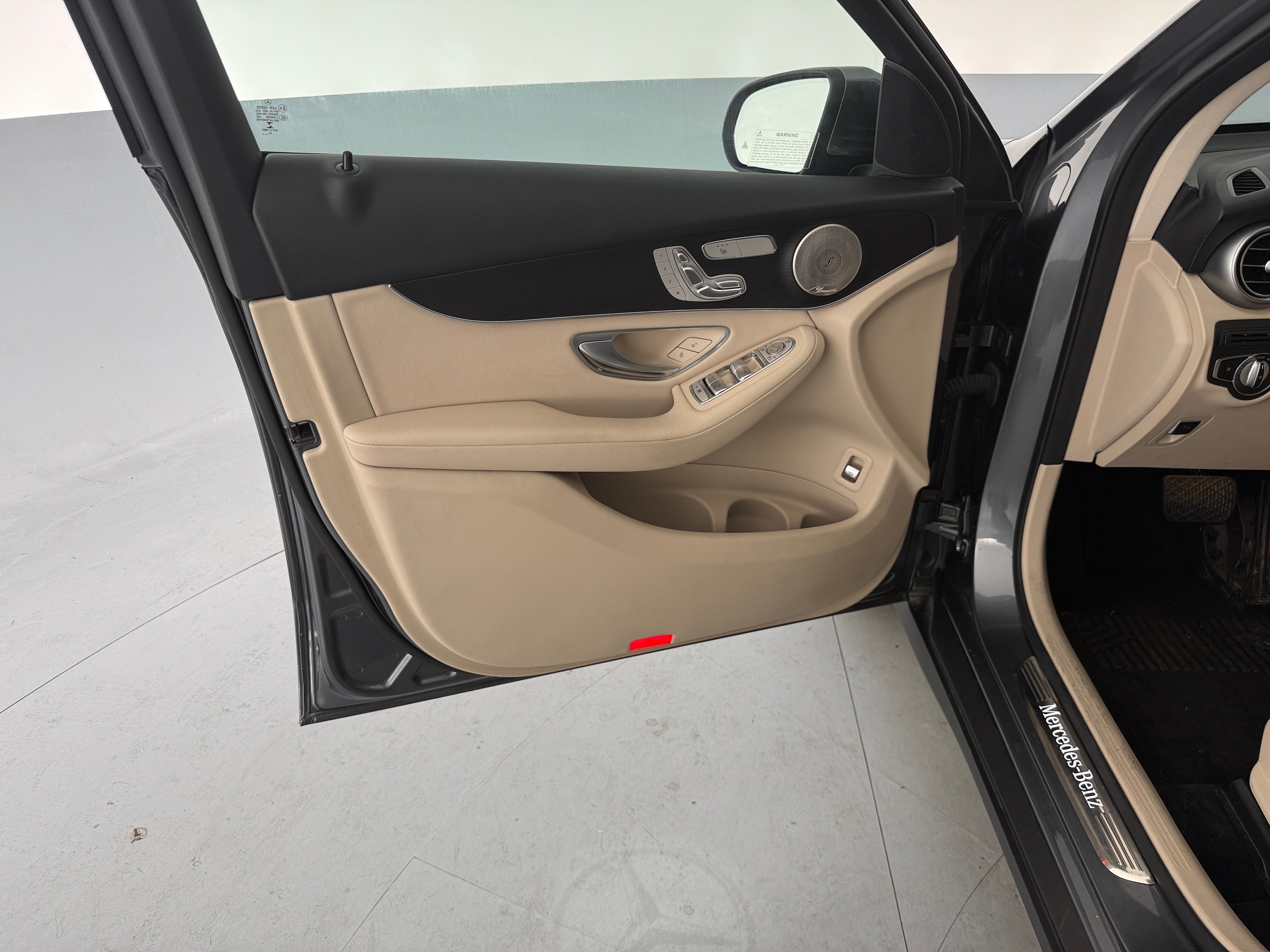 2021 Mercedes-Benz GLC