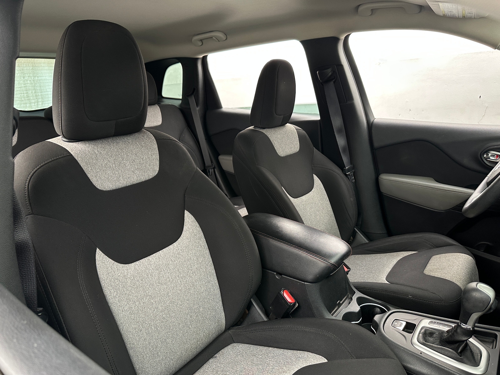 Thumbnail: 2014 Jeep Cherokee - 2