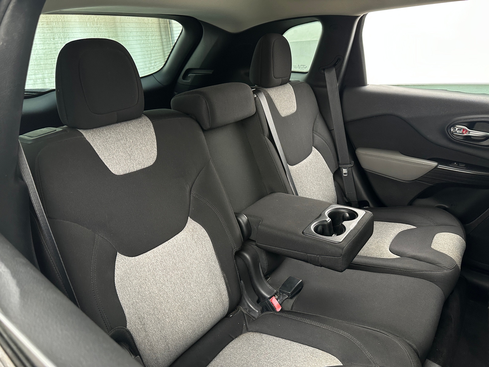 Thumbnail: 2014 Jeep Cherokee - 6