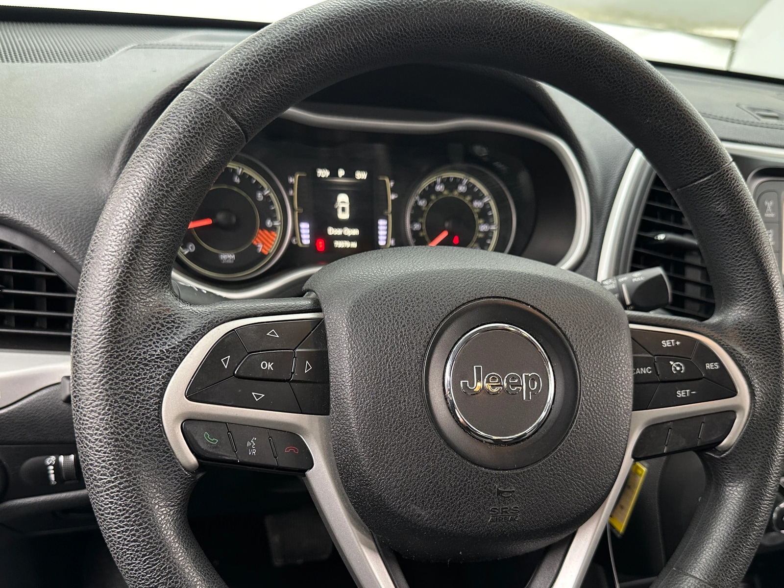 Thumbnail: 2014 Jeep Cherokee - 5