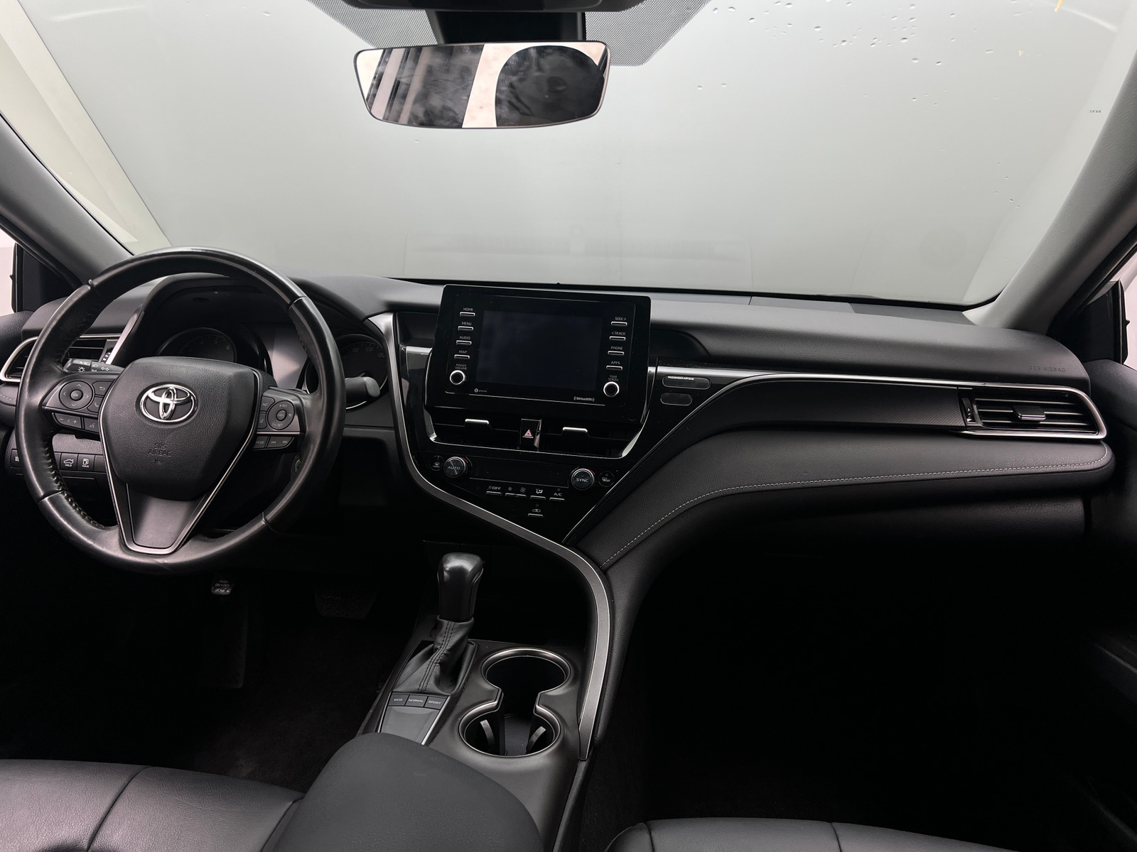 Thumbnail: 2022 Toyota Camry - 3