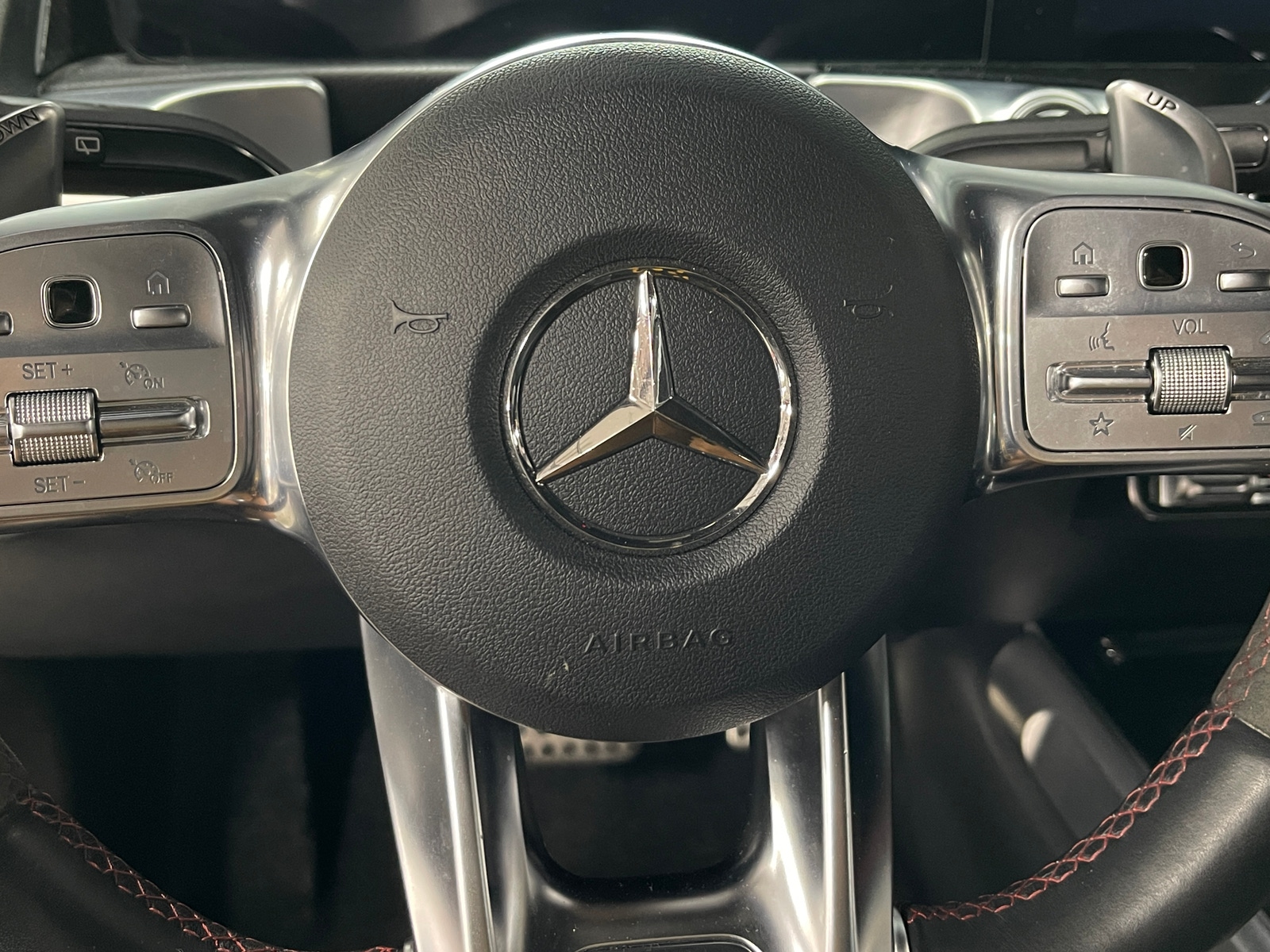 Thumbnail: 2022 Mercedes-Benz GLB - 5