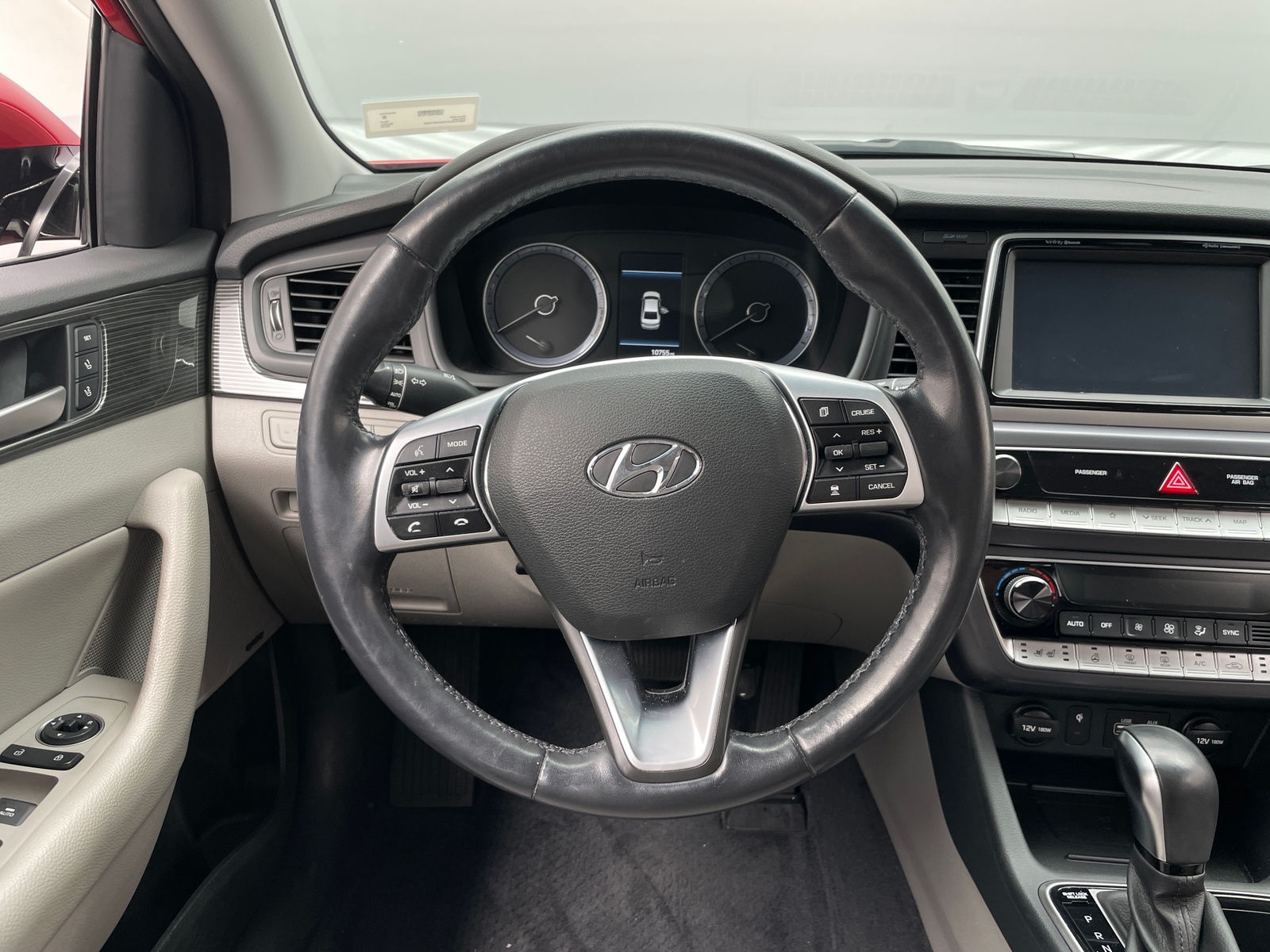 Thumbnail: 2019 Hyundai Sonata - 4