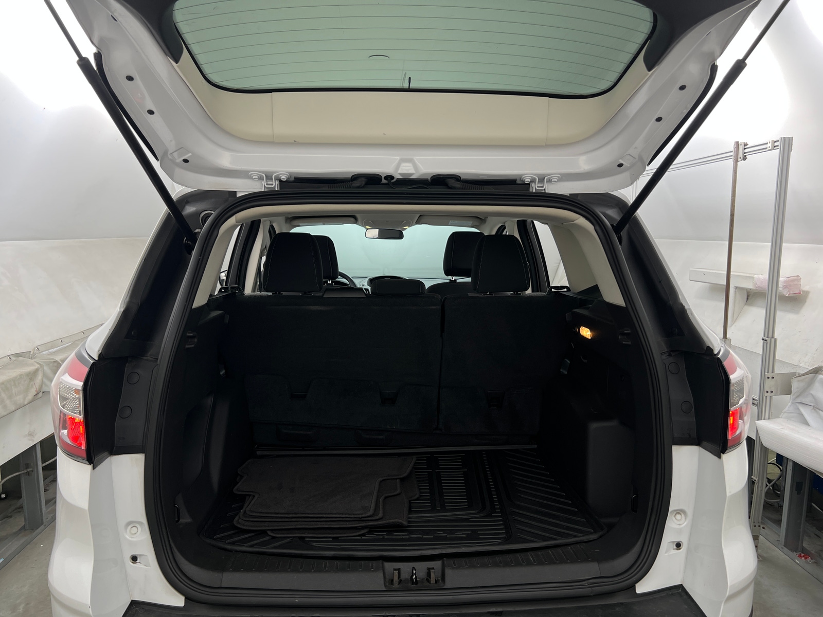 Thumbnail: 2017 Ford Escape - 7
