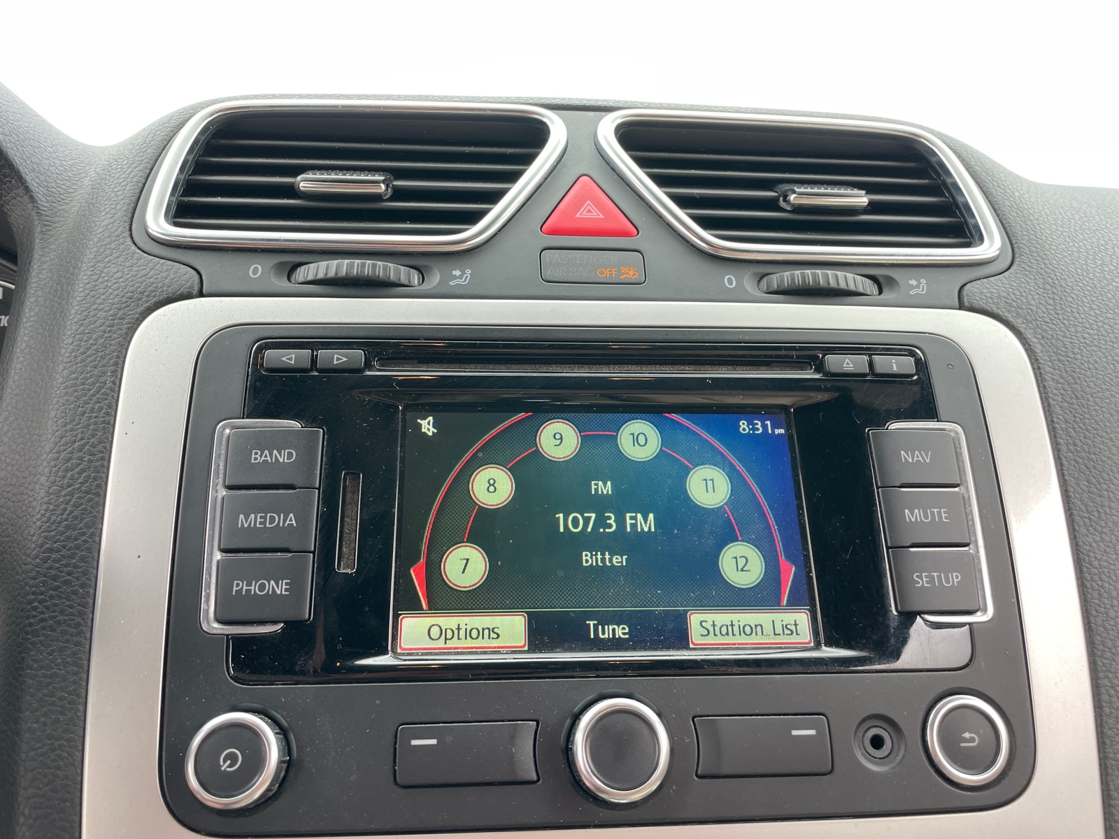 Thumbnail: 2014 Volkswagen Eos - 3