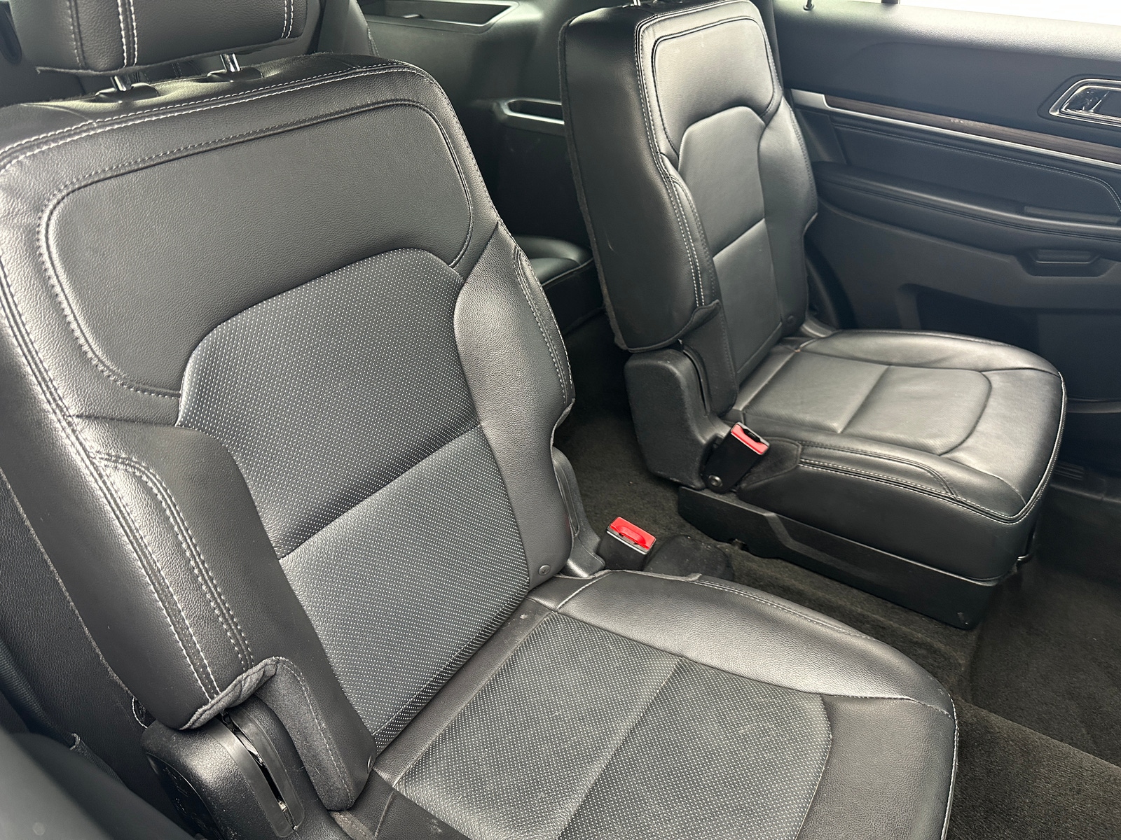 Thumbnail: 2017 Ford Explorer - 5