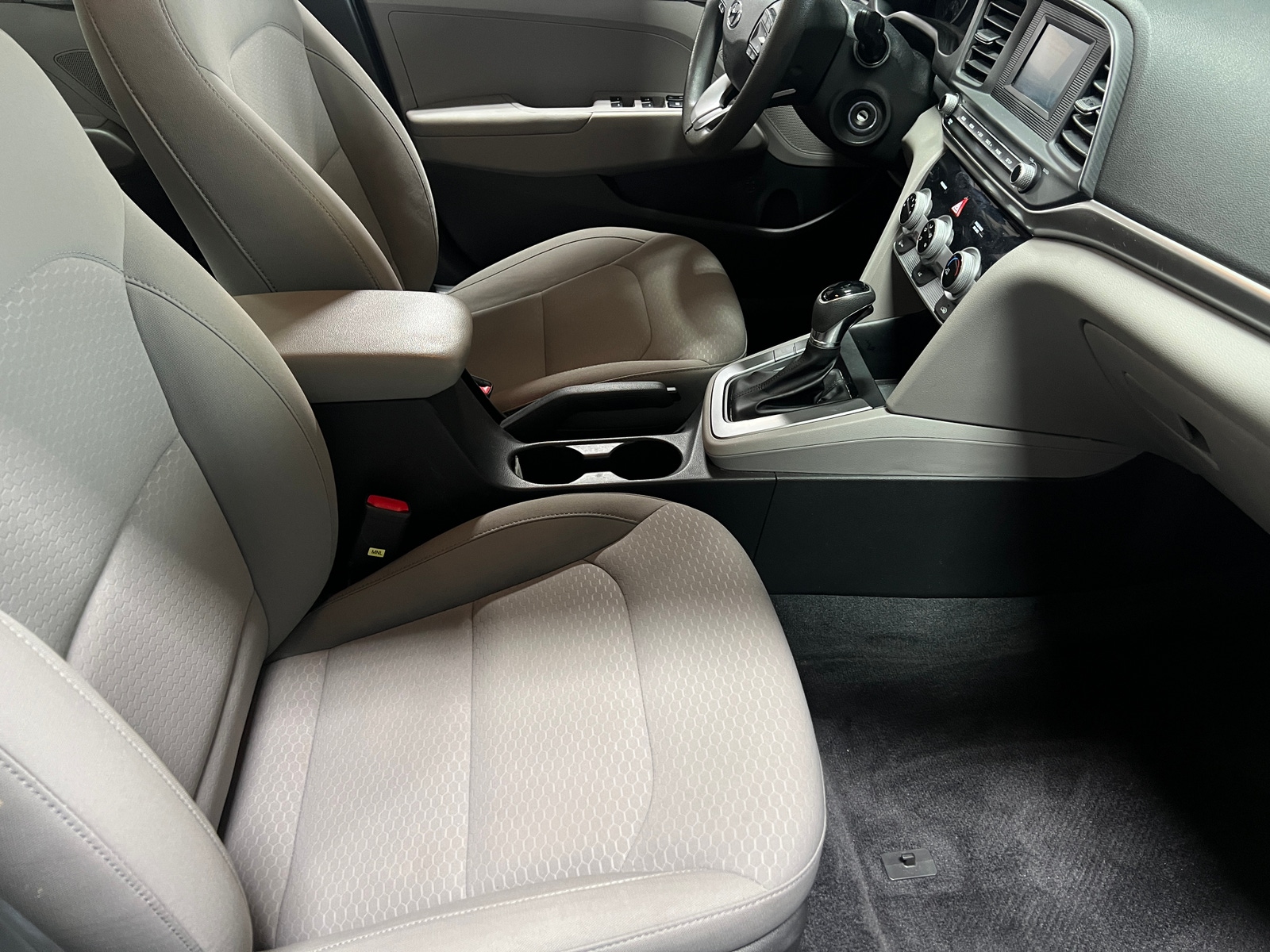 Thumbnail: 2019 Hyundai Elantra - 2