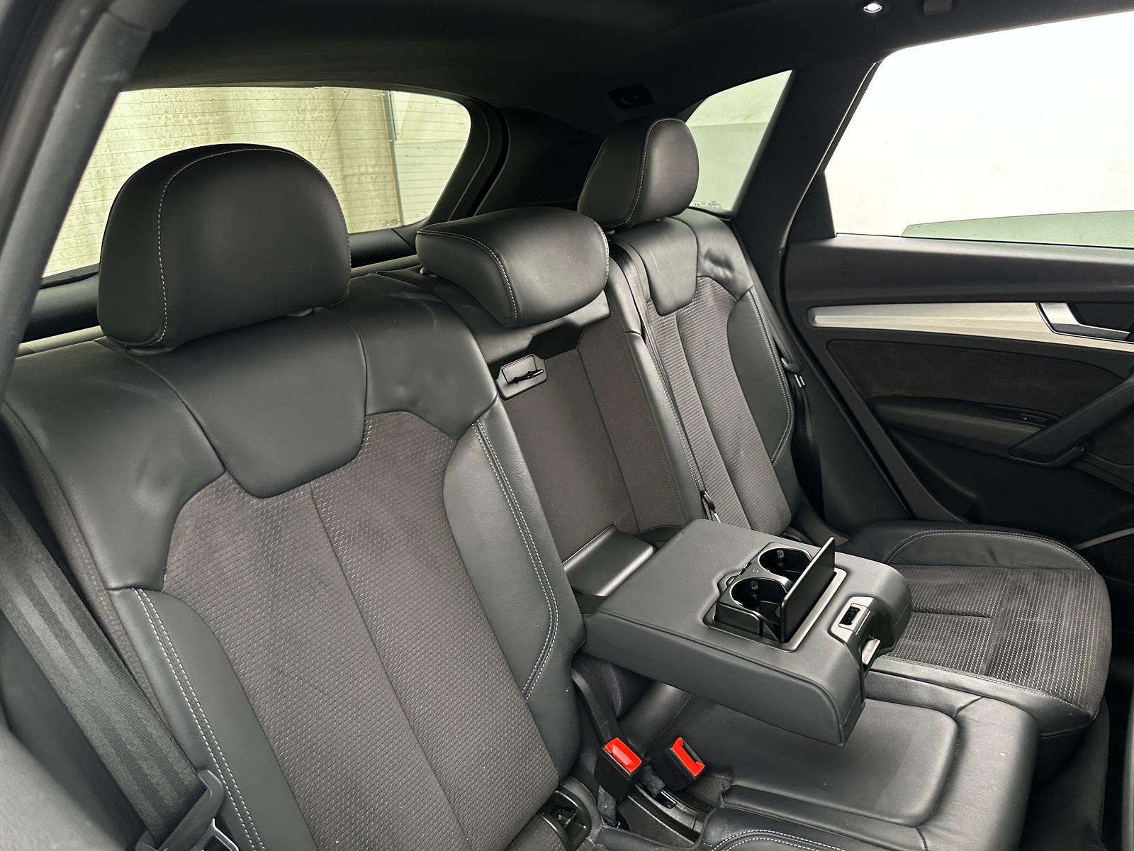 Thumbnail: 2018 Audi SQ5 - 5