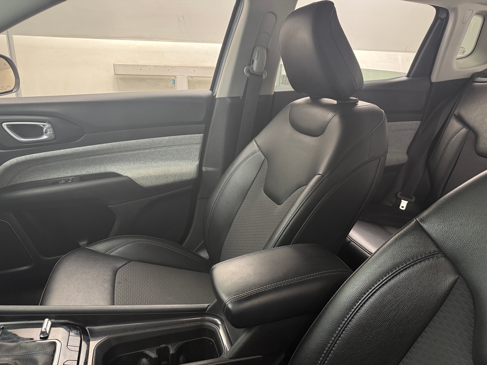 Thumbnail: 2022 Jeep Compass - 2