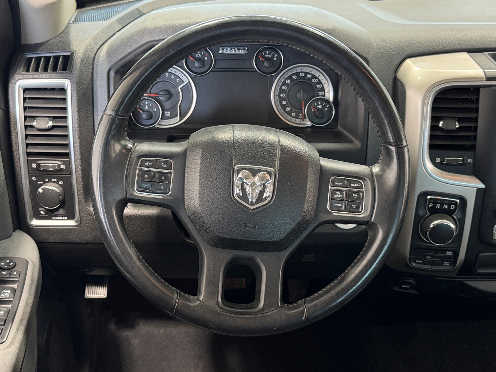 Thumbnail: 2019 RAM 1500 Classic - 5