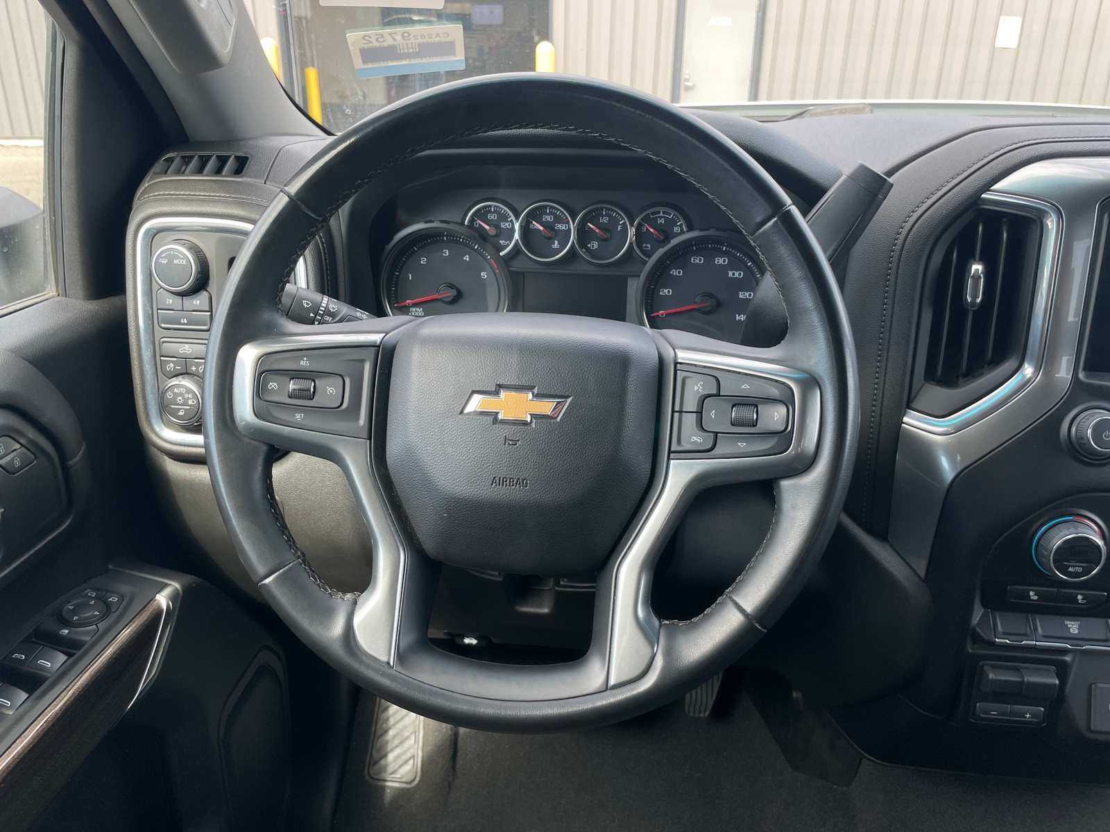 Thumbnail: 2023 Chevrolet Silverado 2500 - 5