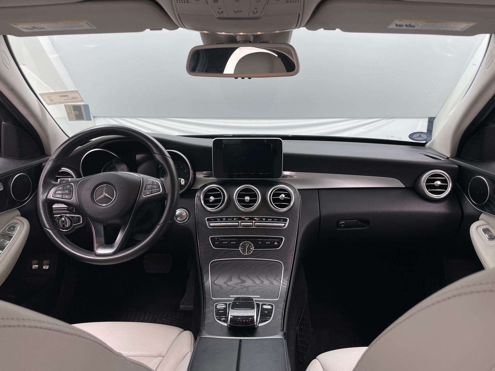 Thumbnail: 2016 Mercedes-Benz C-Class - 2