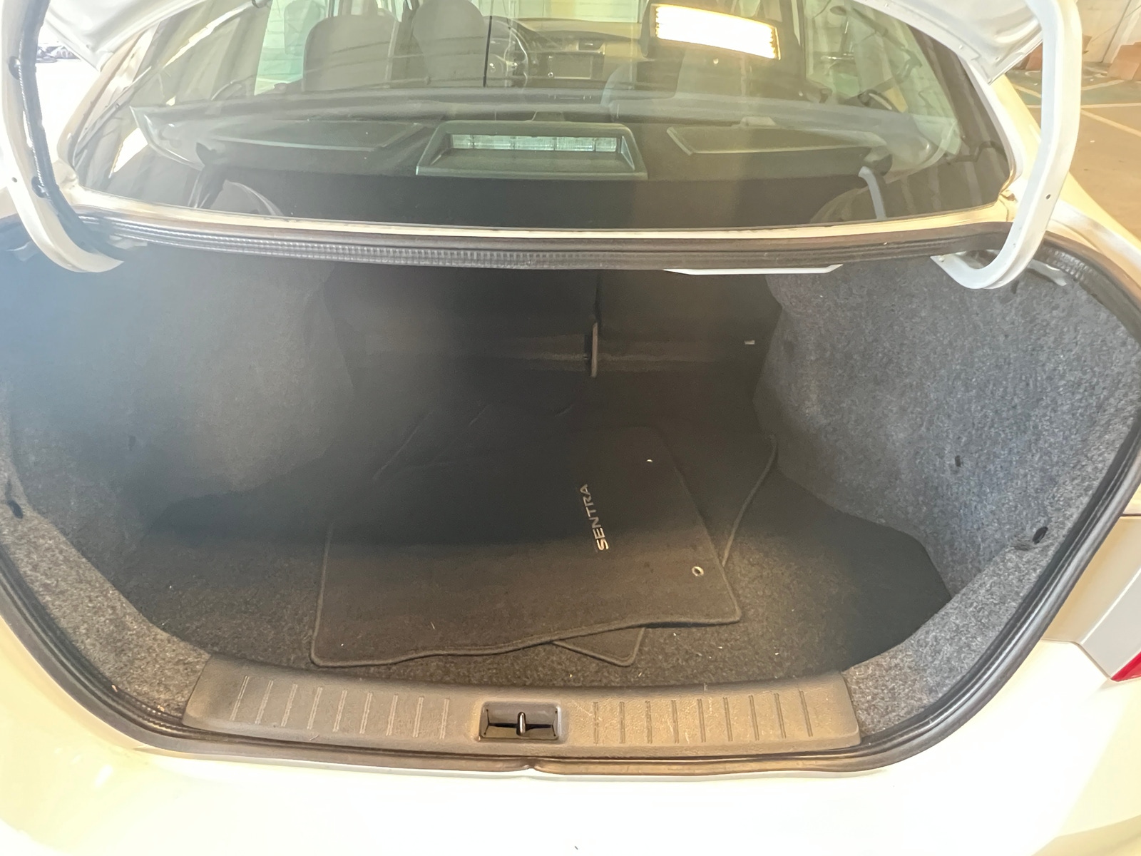 Thumbnail: 2019 Nissan Sentra - 7