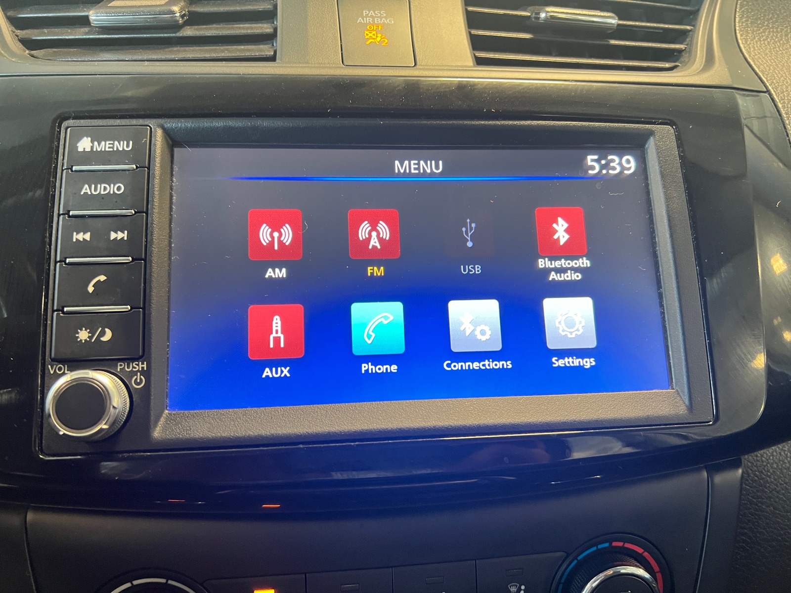 Thumbnail: 2019 Nissan Sentra - 4