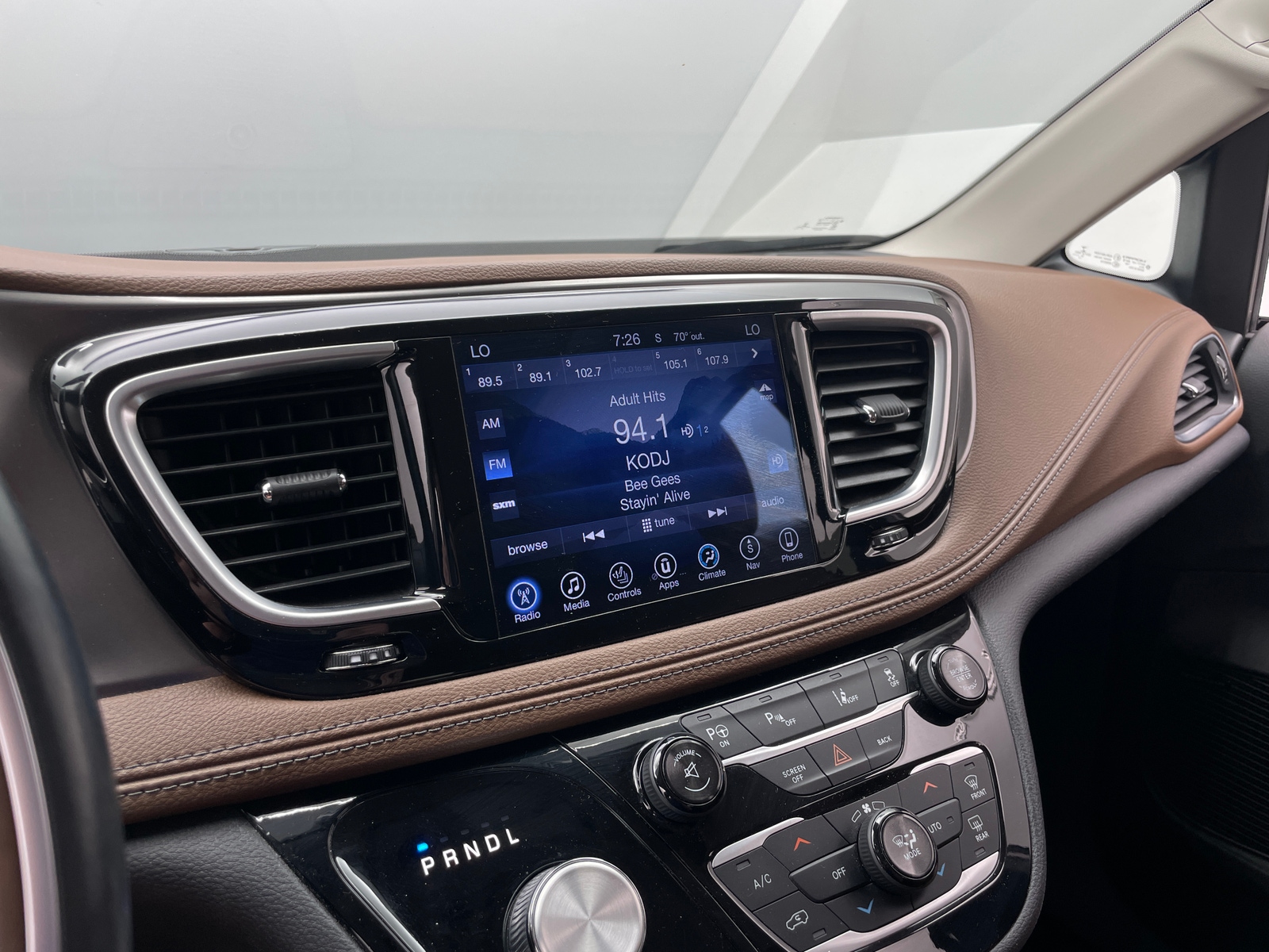 Thumbnail: 2017 Chrysler Pacifica - 3